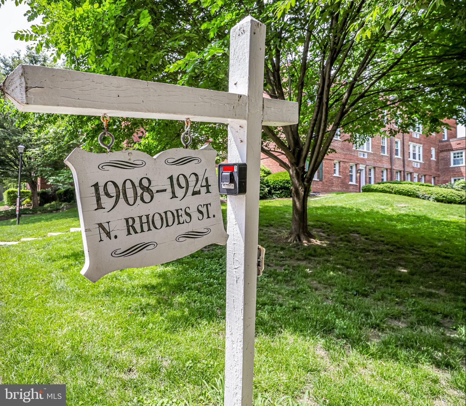 COLONIAL VILLAGE I - Residential