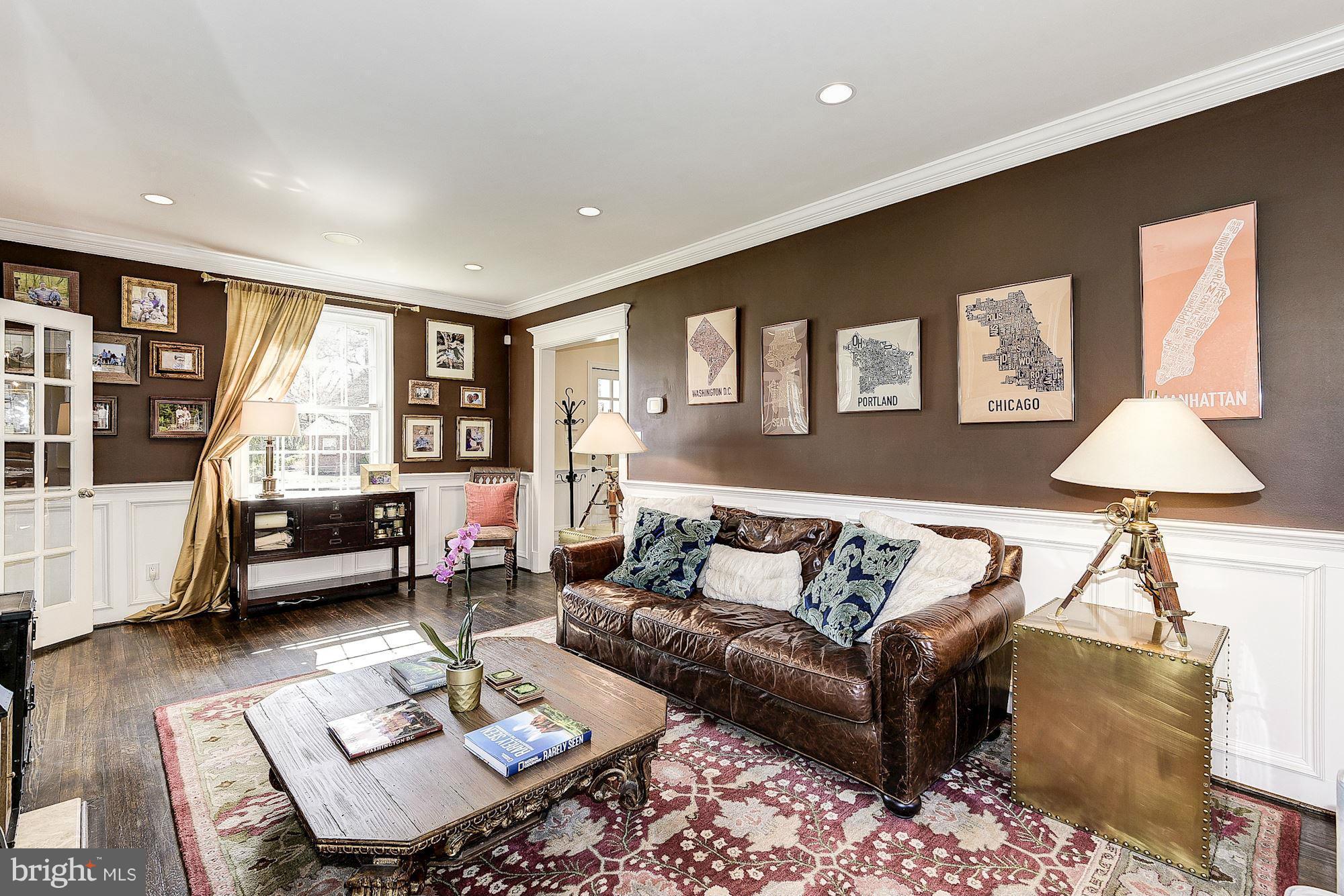 CHEVY CHASE - Residential