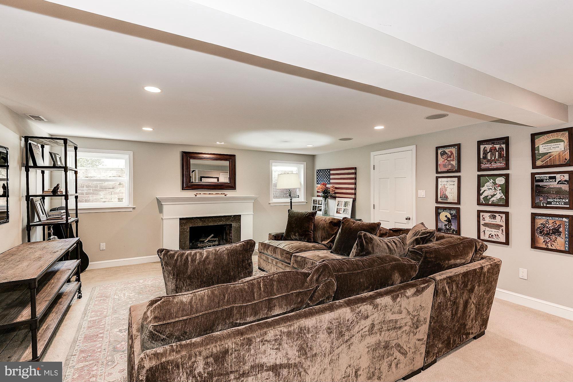 CHEVY CHASE - Residential