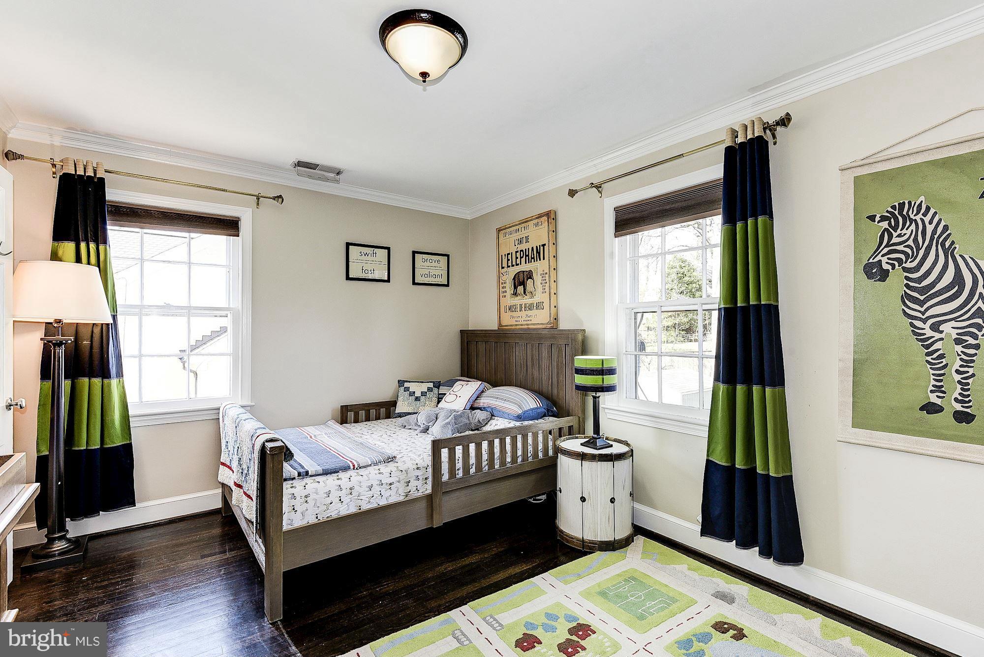 CHEVY CHASE - Residential