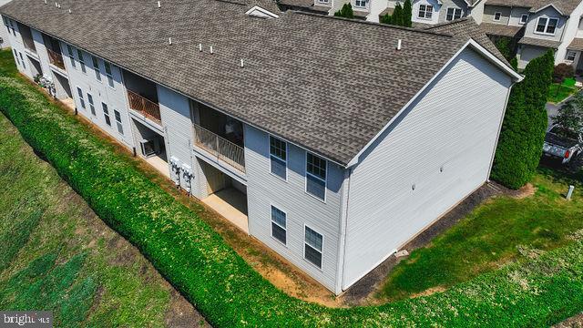 100 HIDDENWOOD DRIVE
