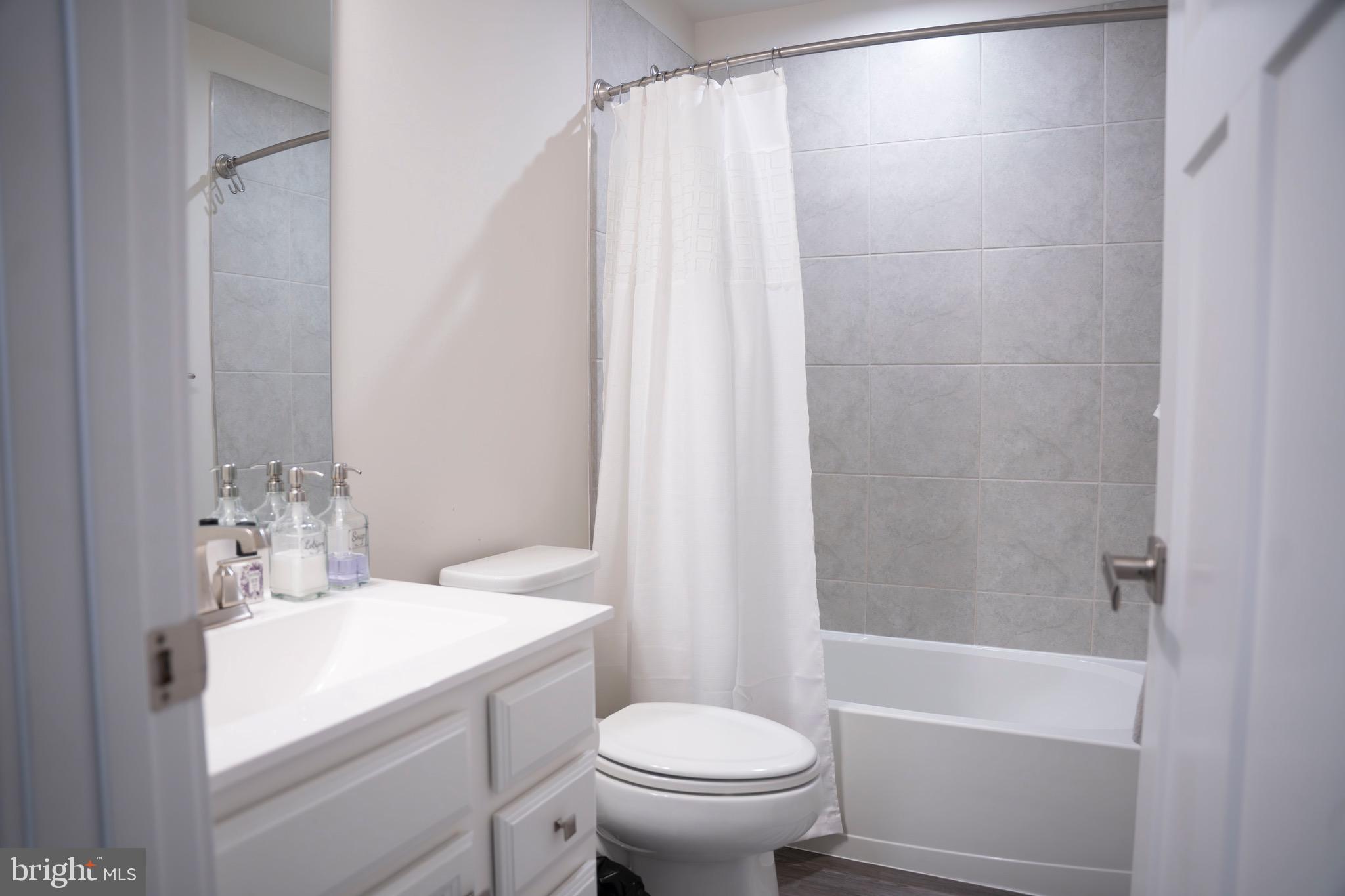 NORBOURNE PARK - Residential