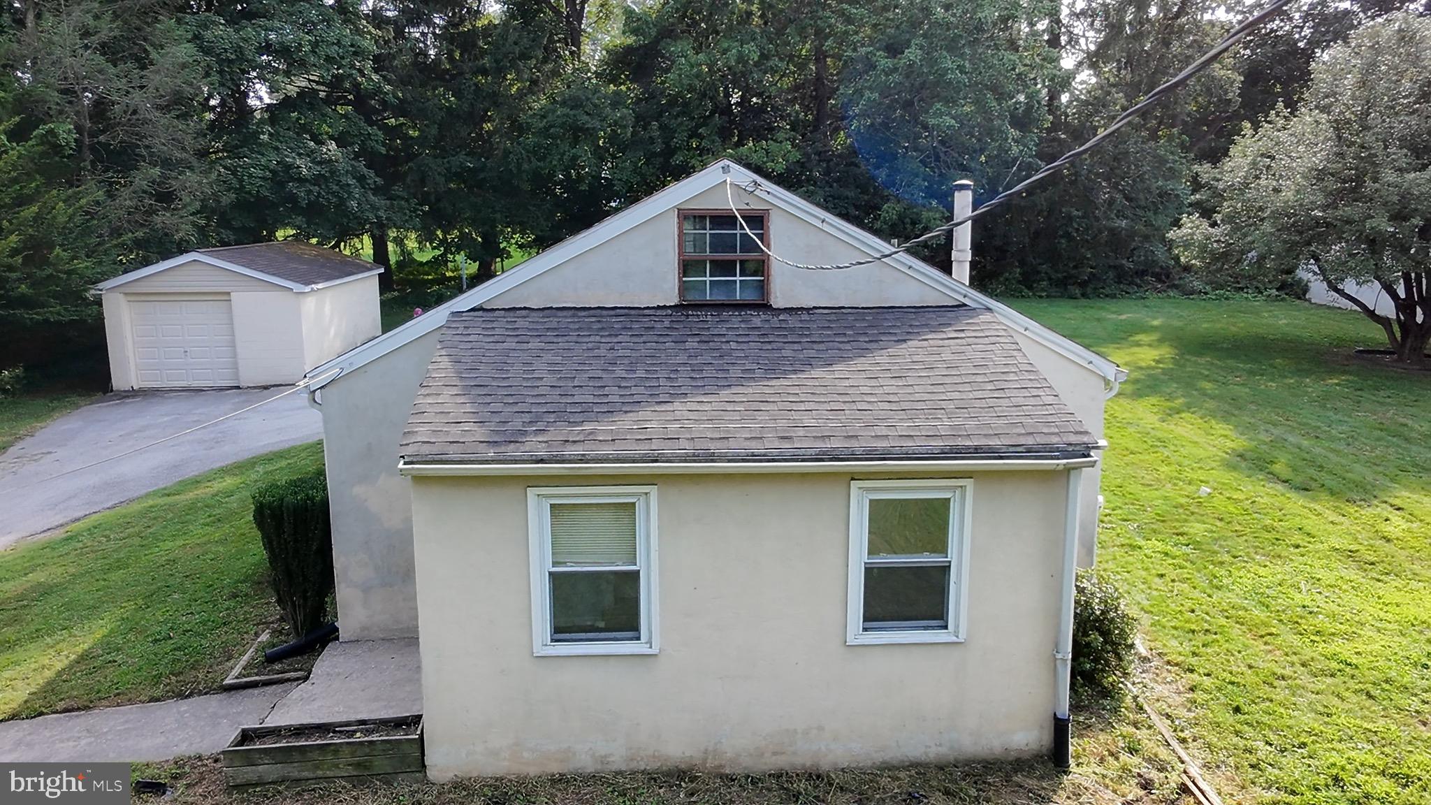 14 COLLINS AVENUE