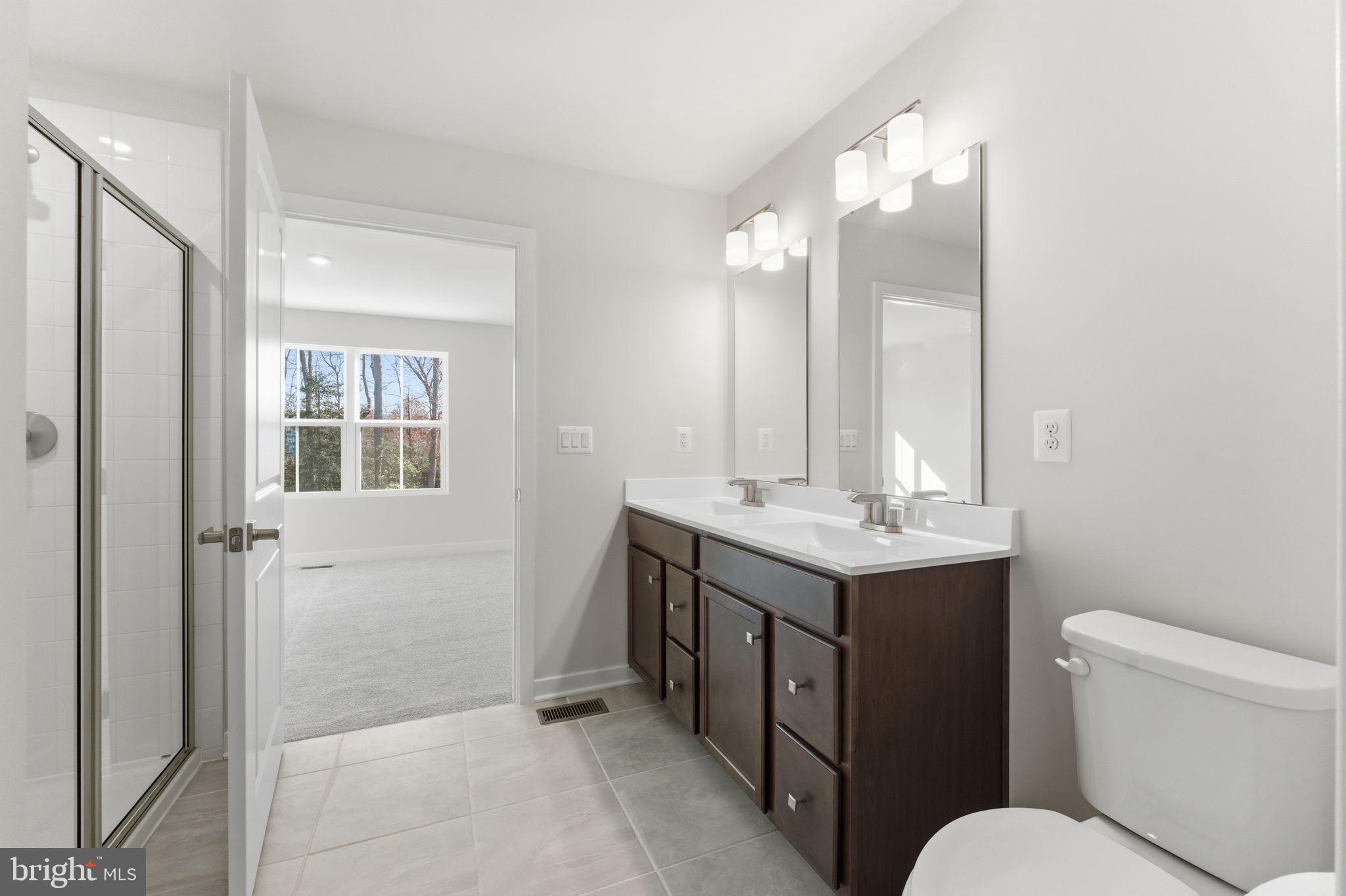 ALEXANDER'S CROSSING - Residential Lease