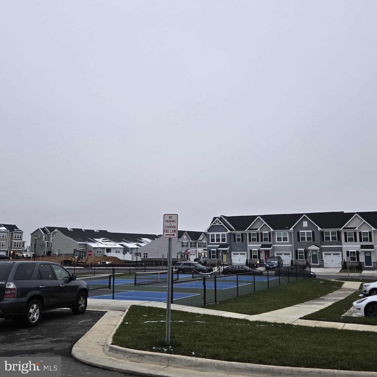 ALEXANDER'S CROSSING - Residential Lease