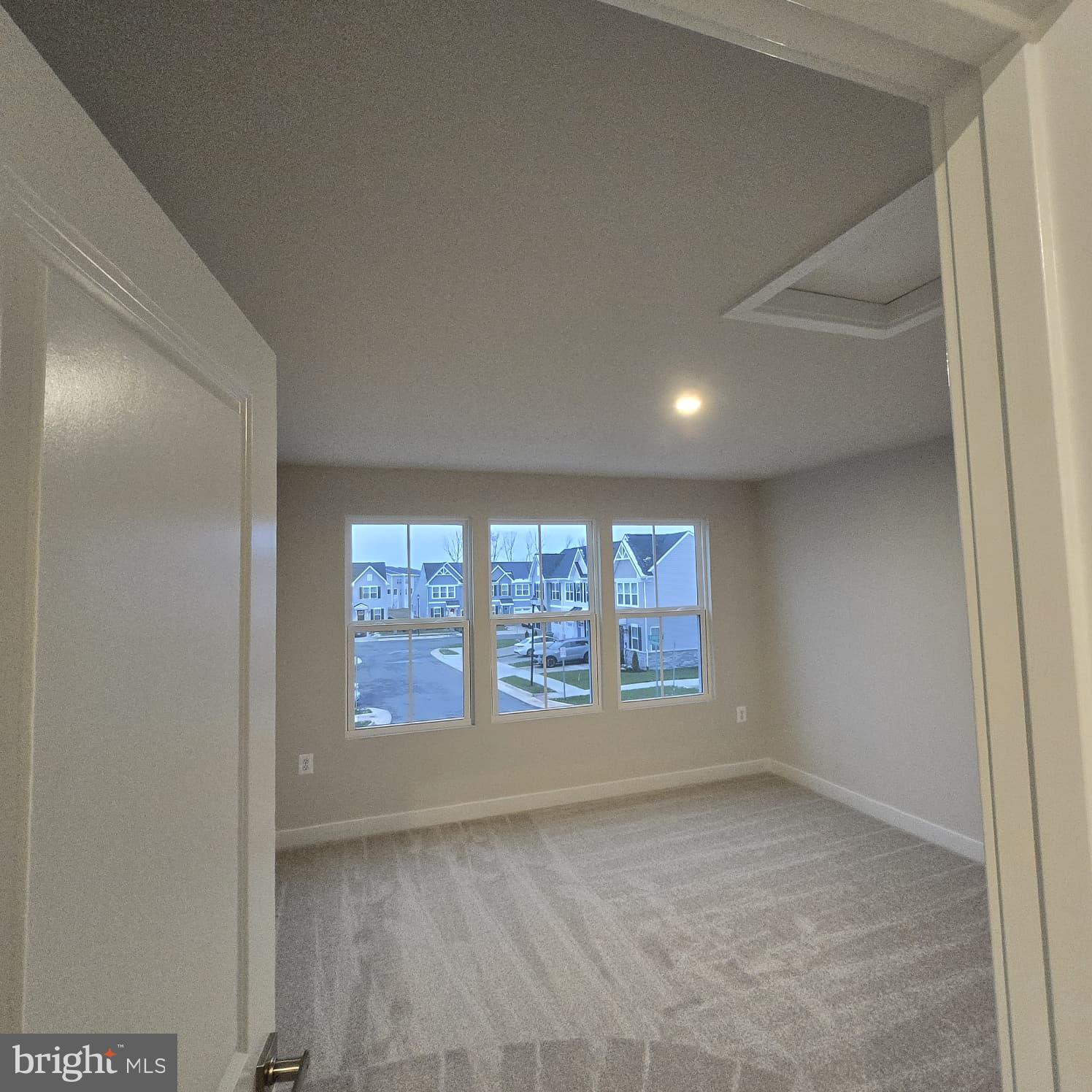 ALEXANDER'S CROSSING - Residential Lease