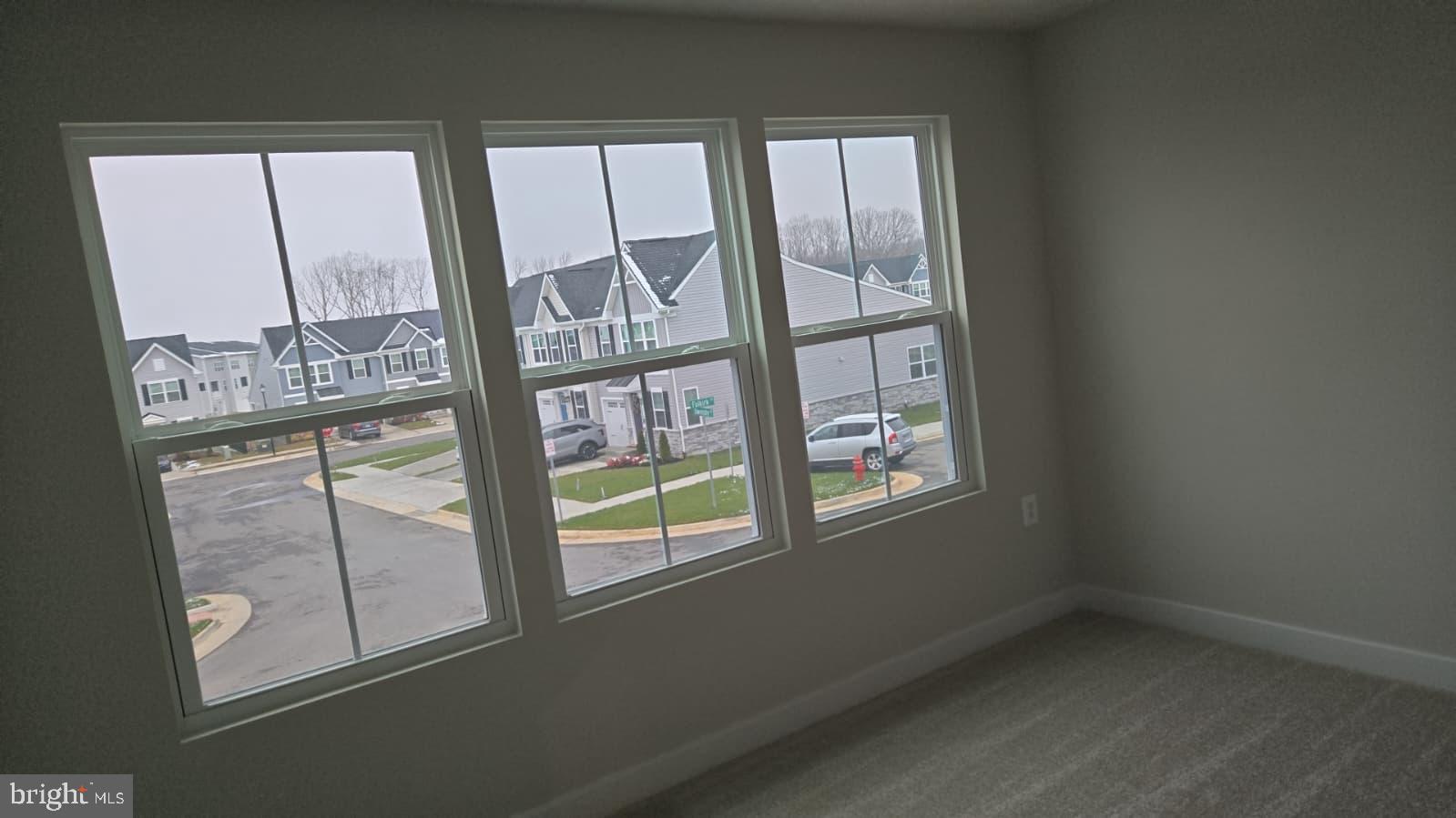 ALEXANDER'S CROSSING - Residential Lease