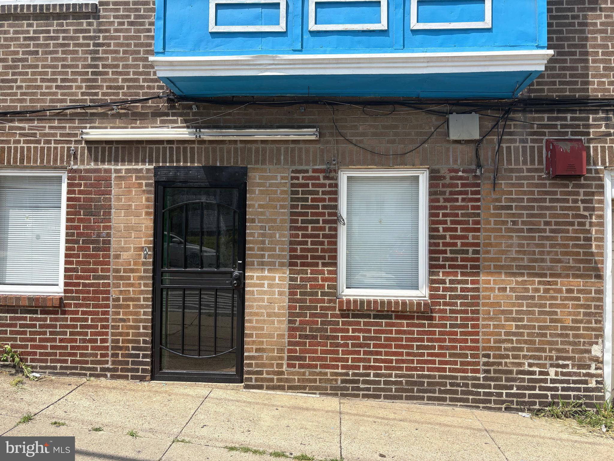 5601 N 10TH STREET