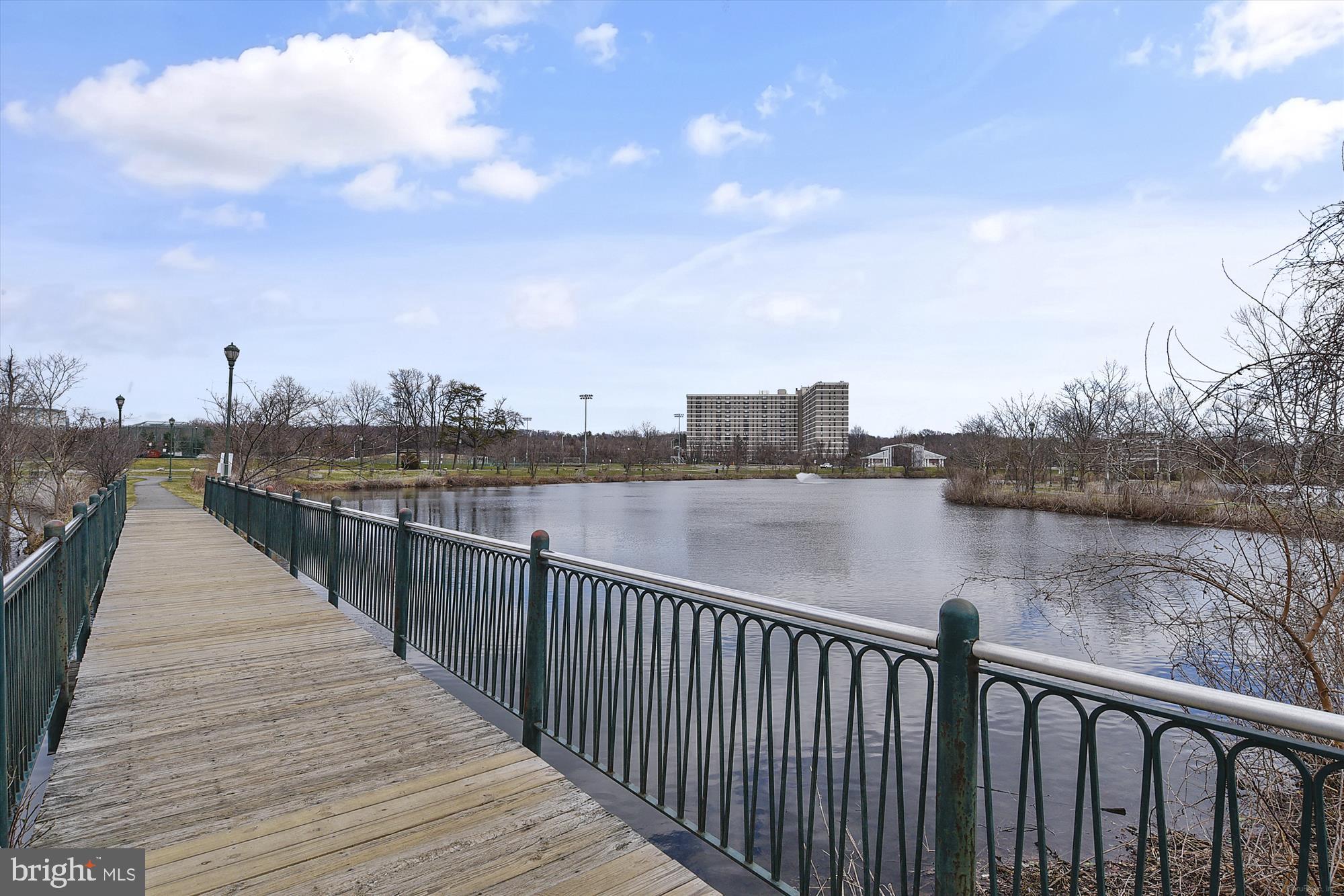 CAMERON STATION - Residential Lease