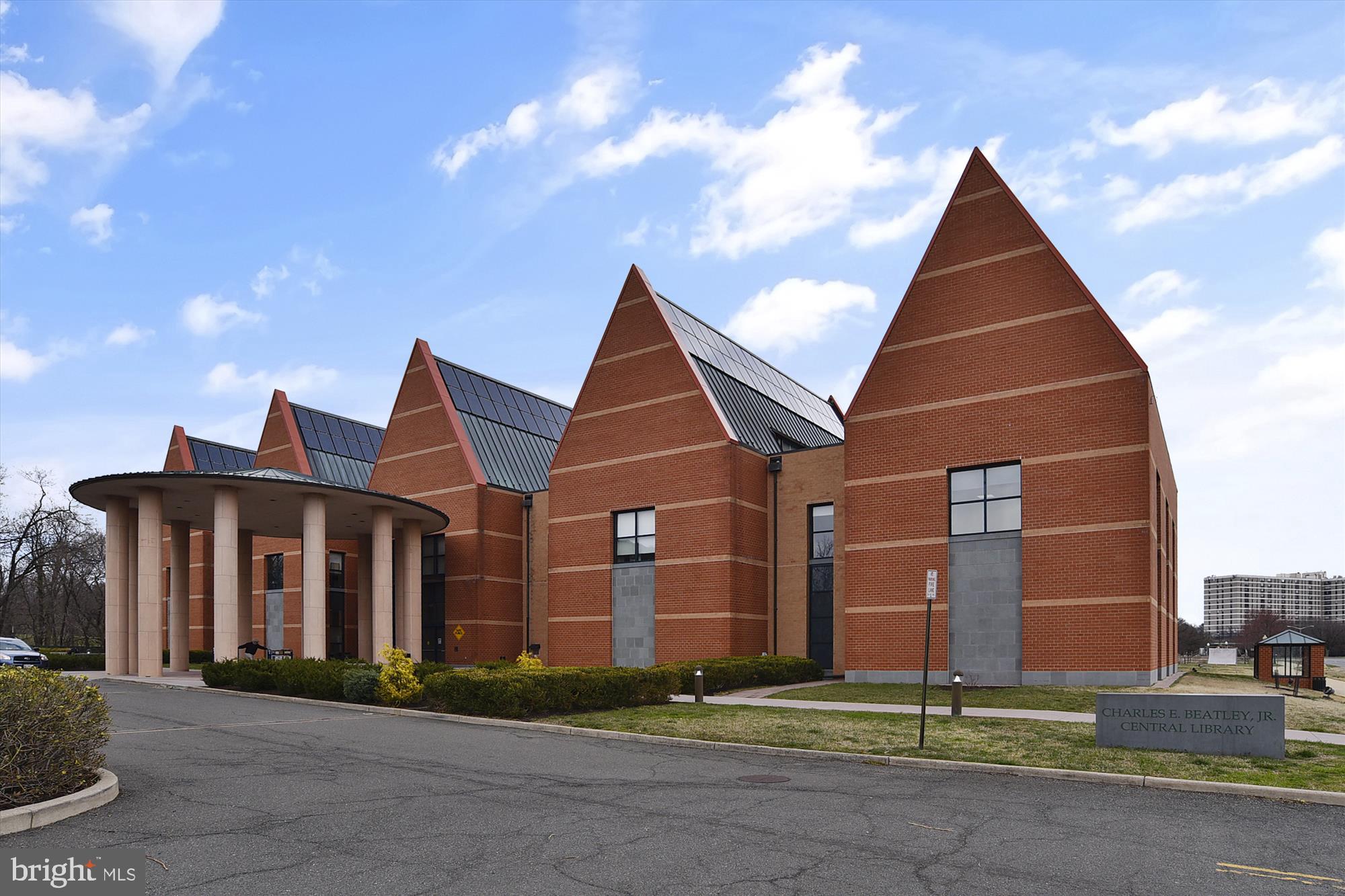 CAMERON STATION - Residential Lease