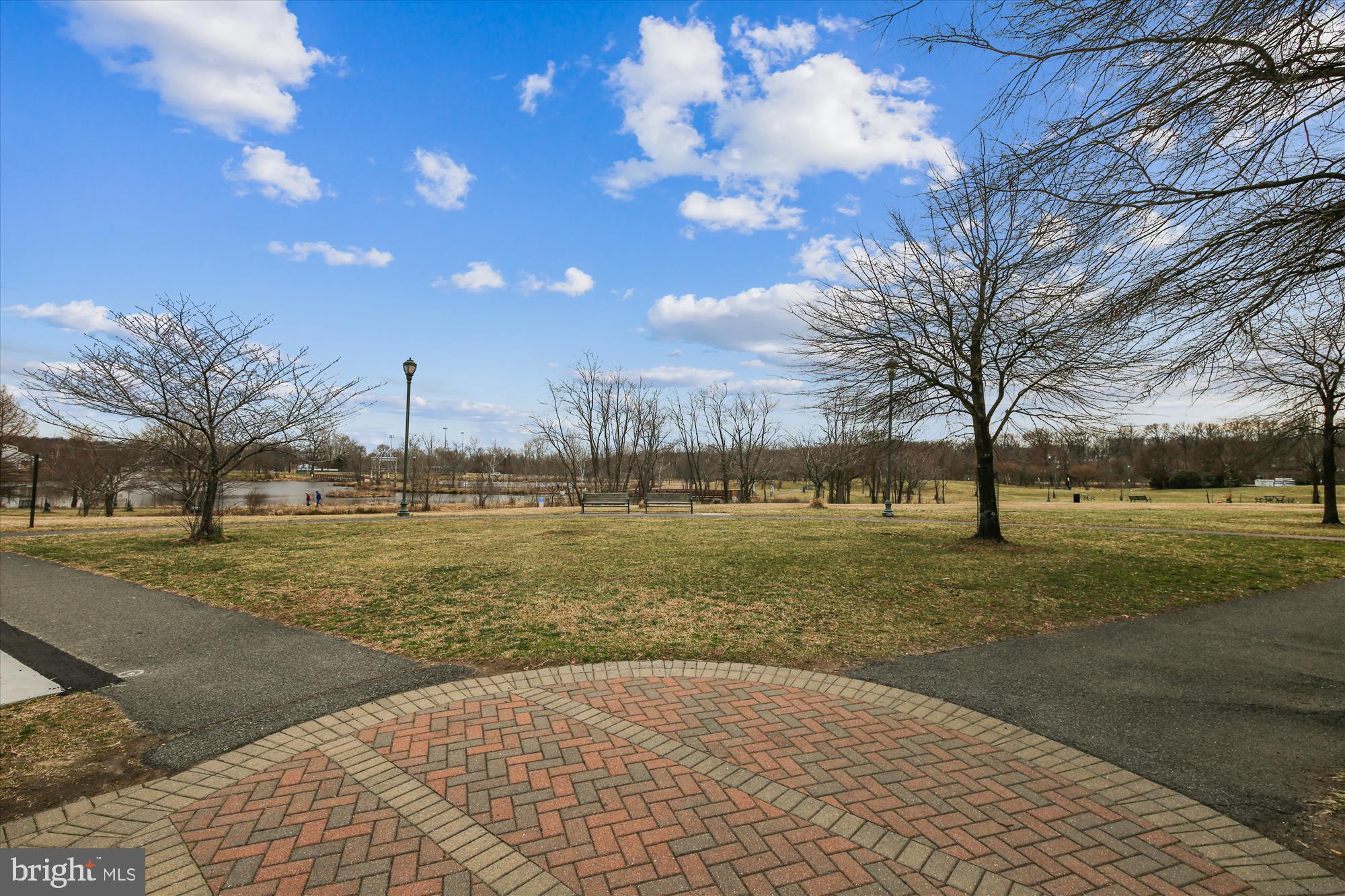 CAMERON STATION - Residential Lease