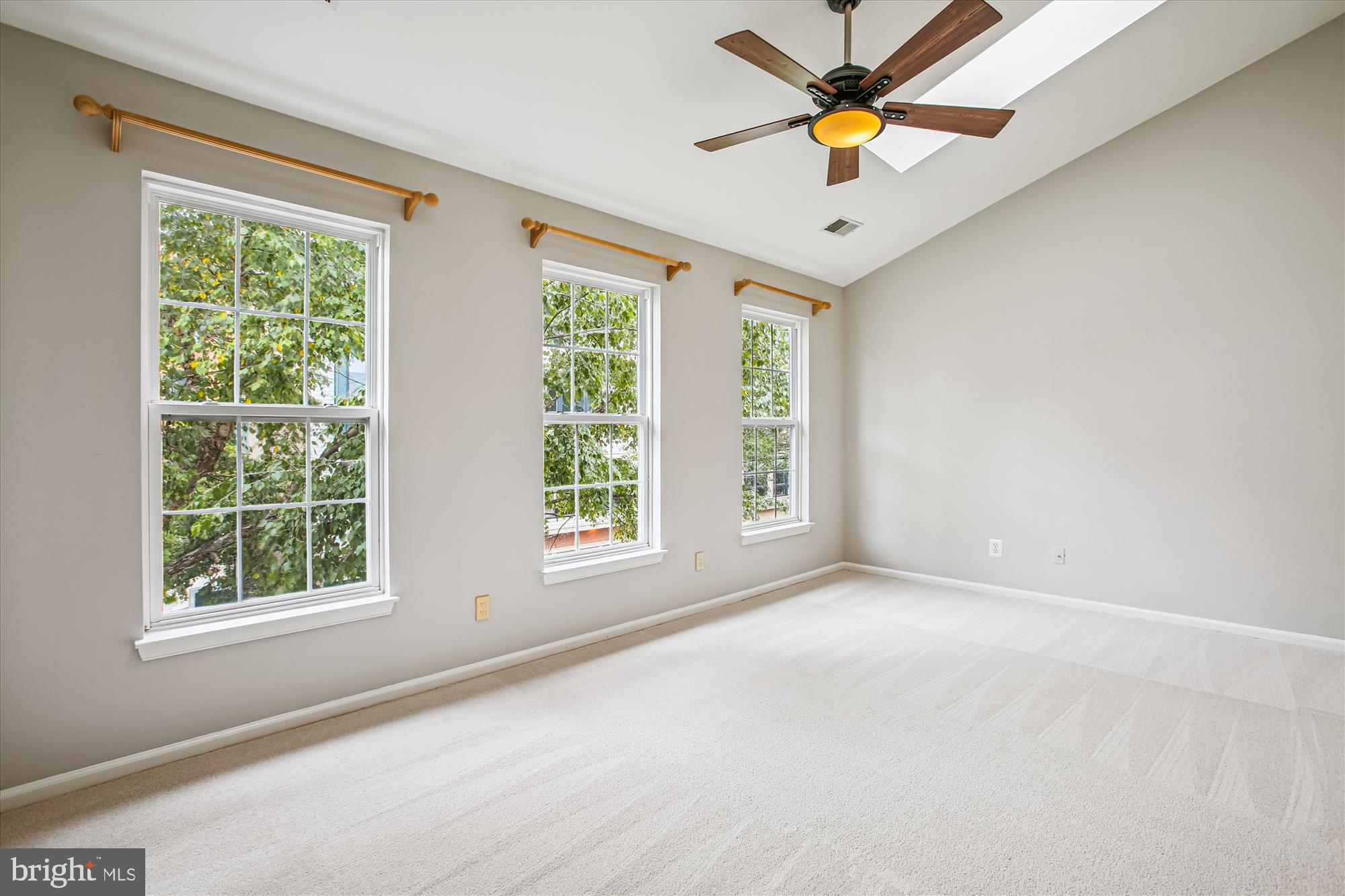 CAMERON STATION - Residential Lease