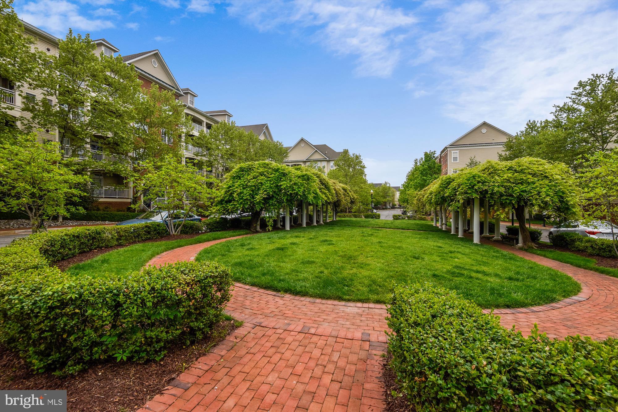 CAMERON STATION - Residential Lease