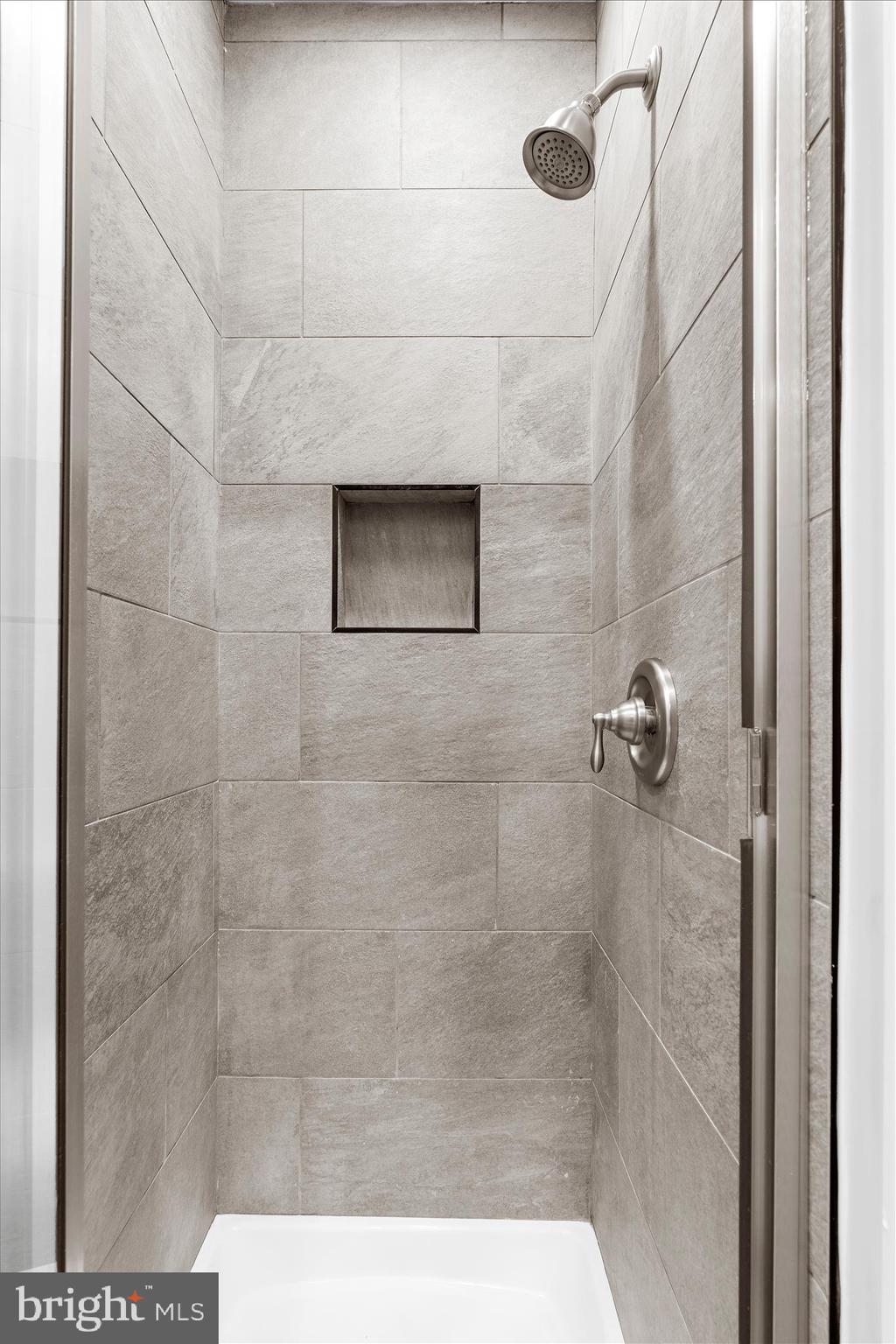 CATONSVILLE - Residential Lease