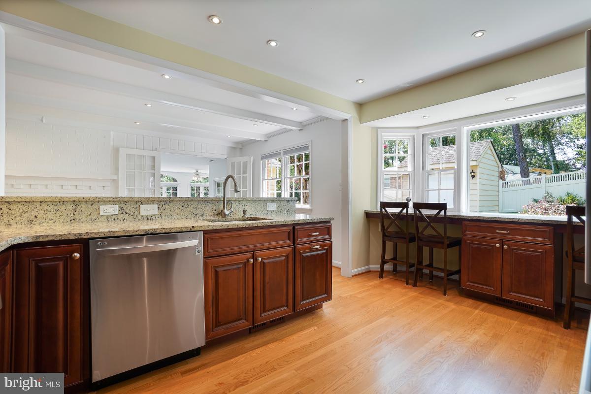 HOLLINDALE - Residential