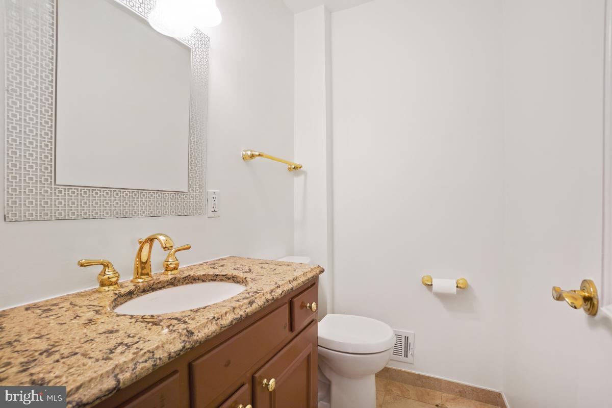 HOLLINDALE - Residential