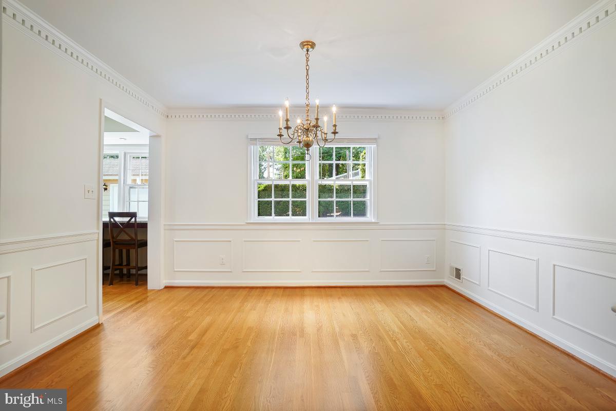 HOLLINDALE - Residential