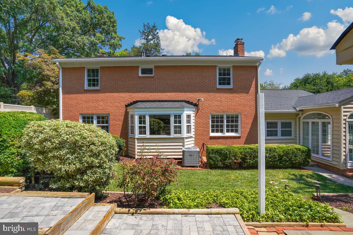 HOLLINDALE - Residential