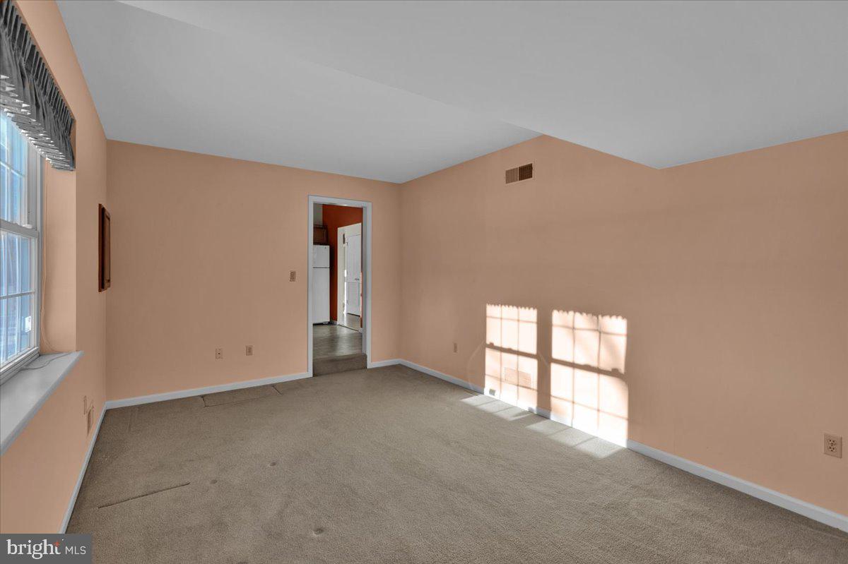 STONE HILL FARMS - Residential