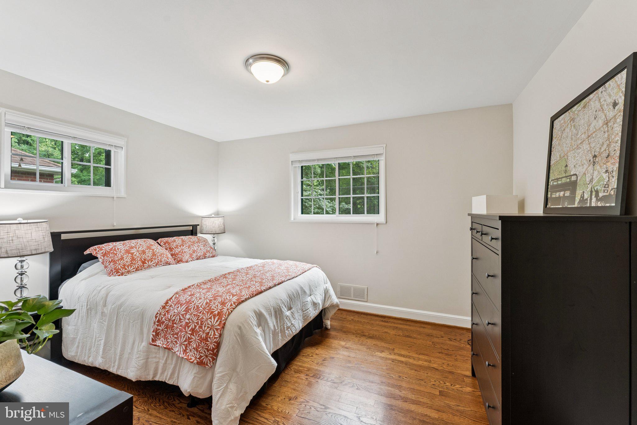 UNIVERSITY PARK - Residential