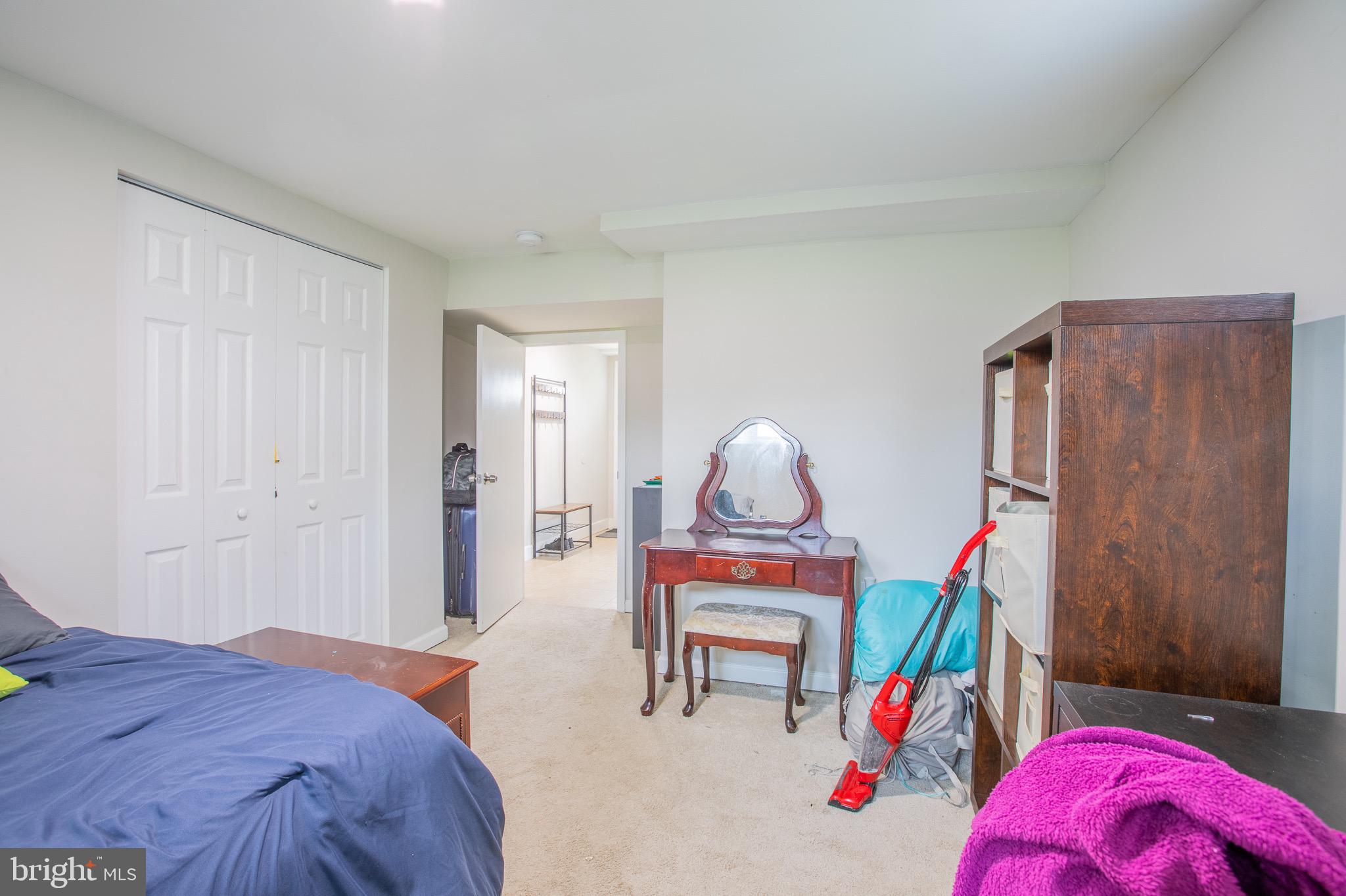 CLINTON - Residential Lease