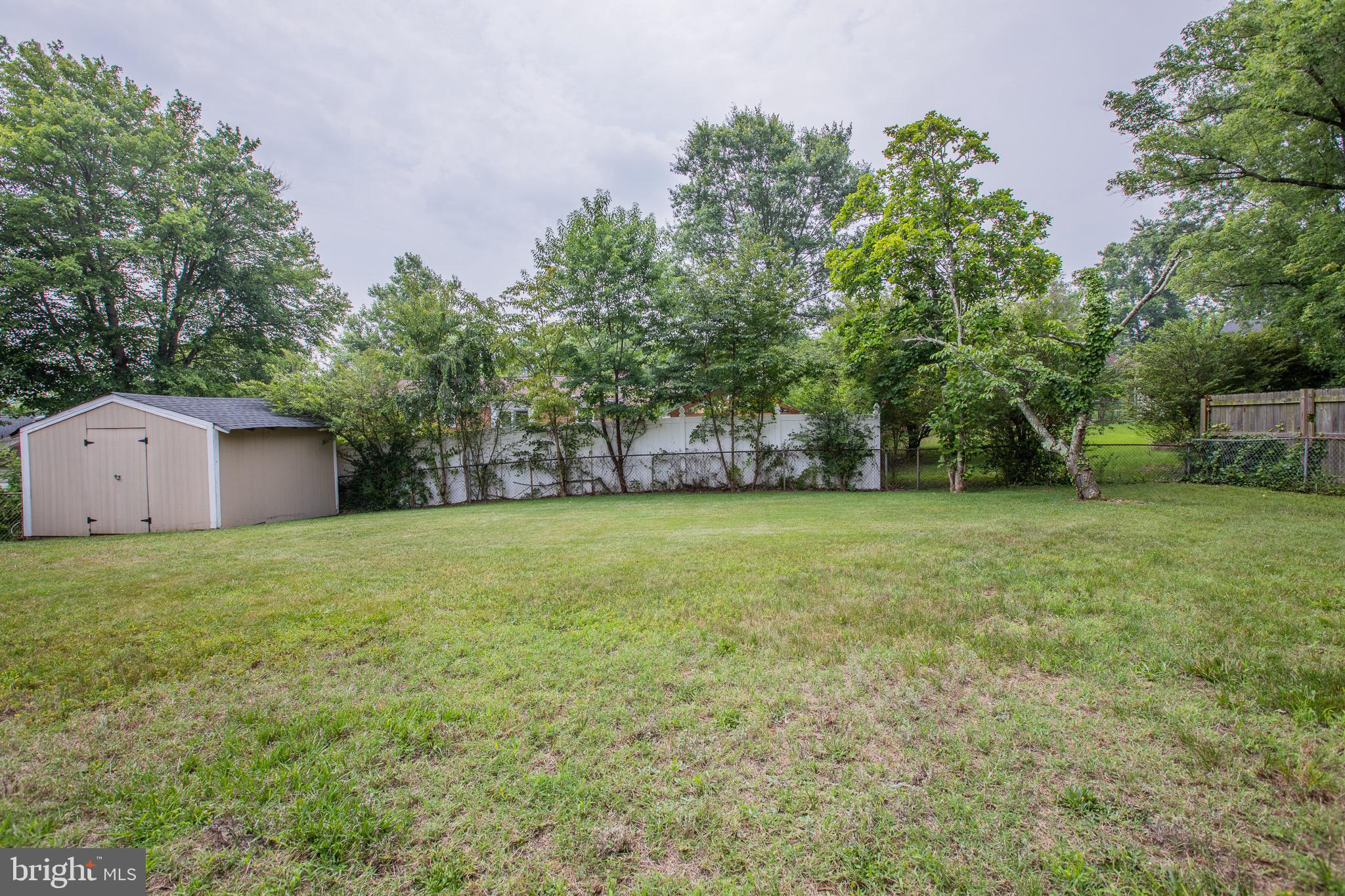 CLINTON - Residential Lease