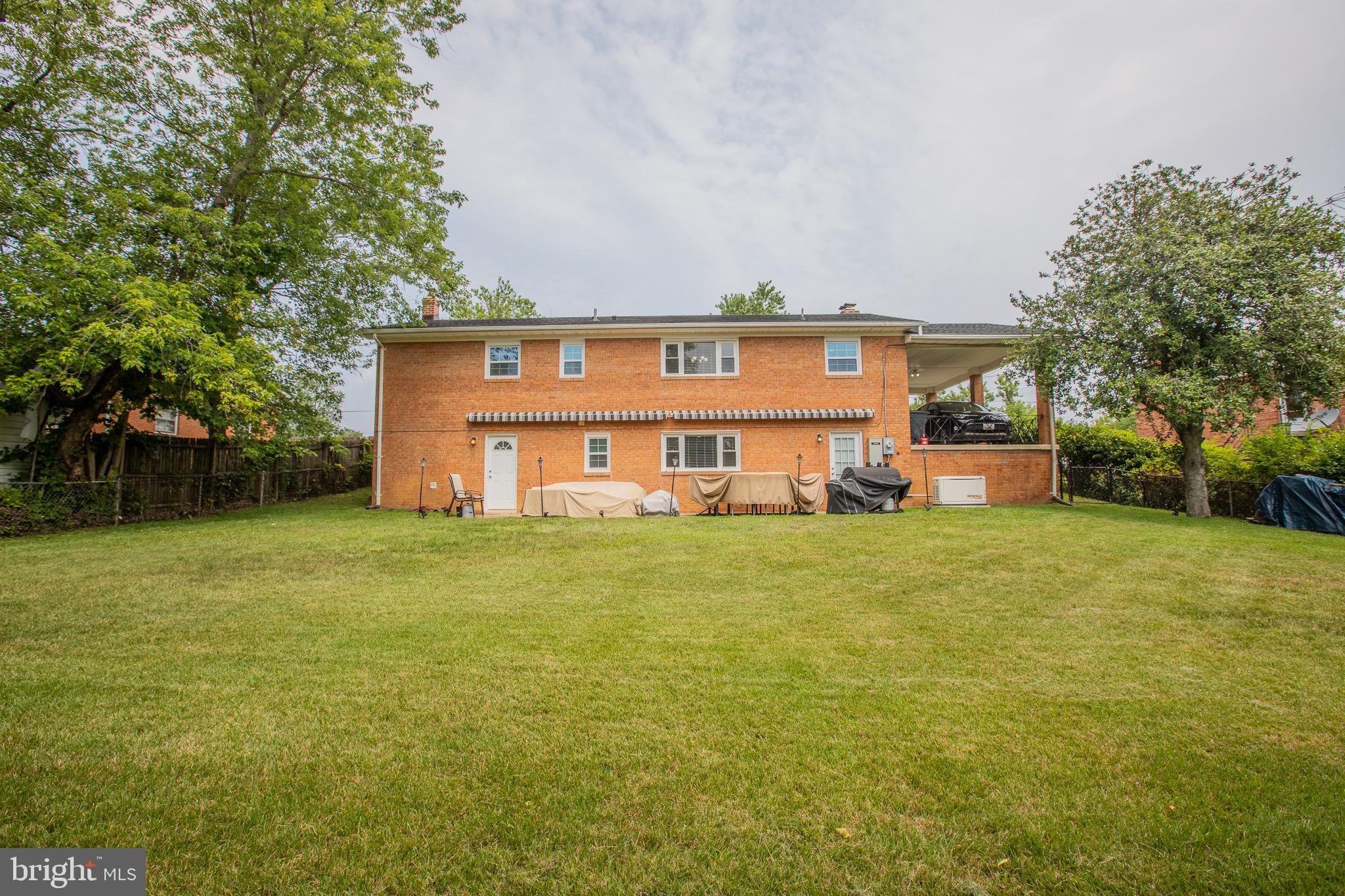 CLINTON - Residential Lease