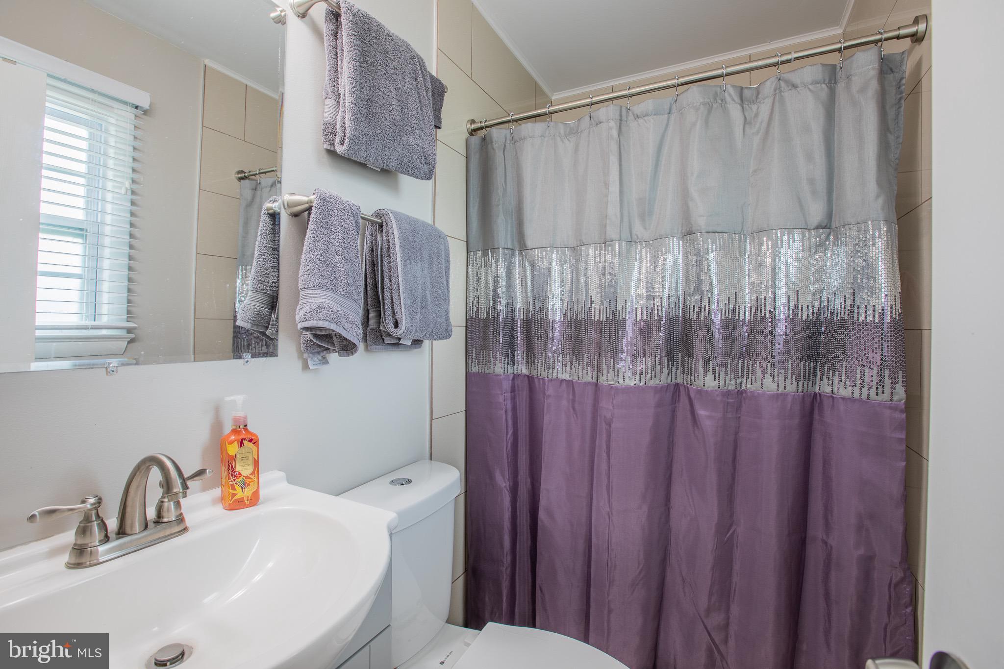 CLINTON - Residential Lease