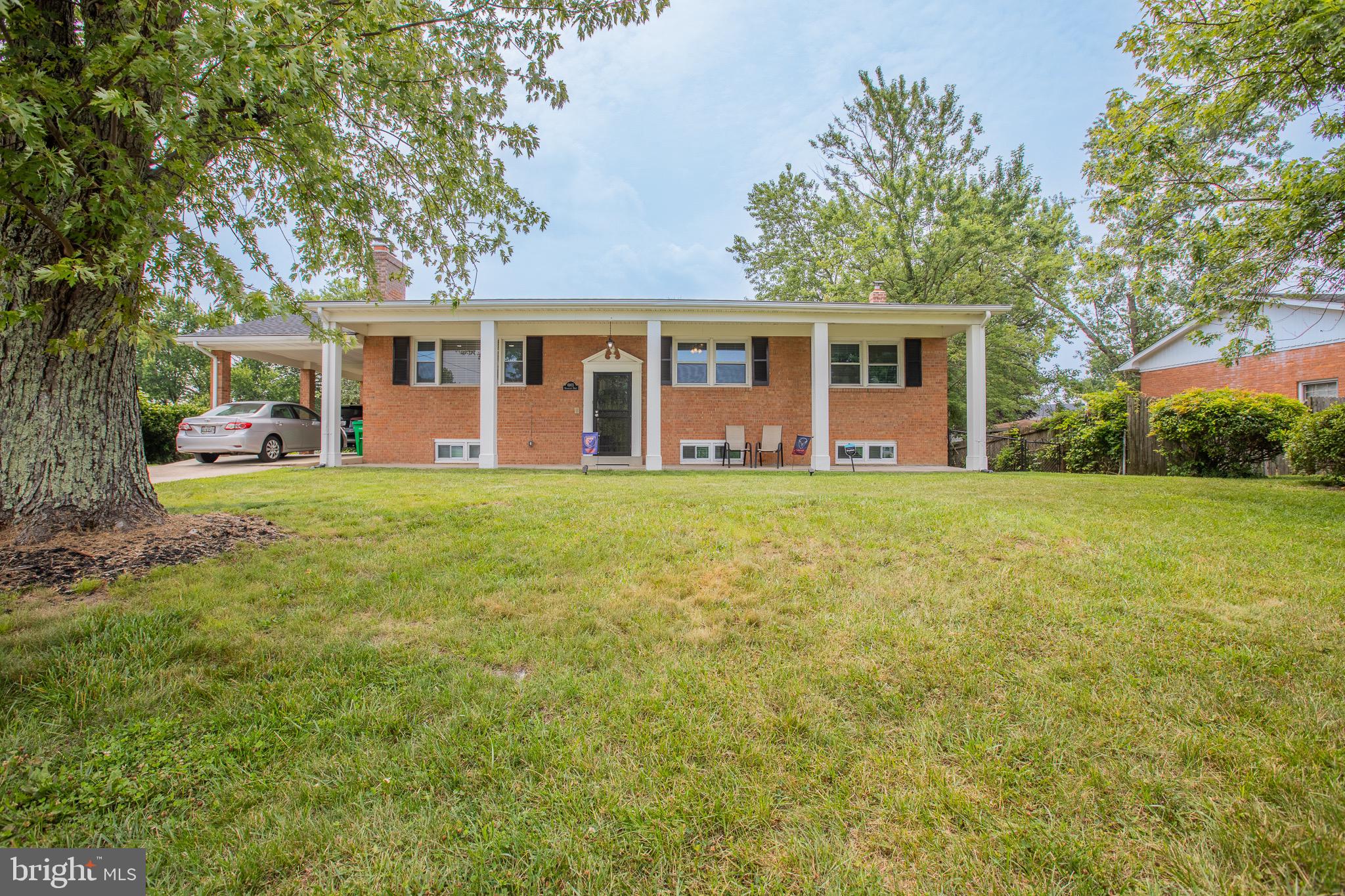 CLINTON - Residential Lease