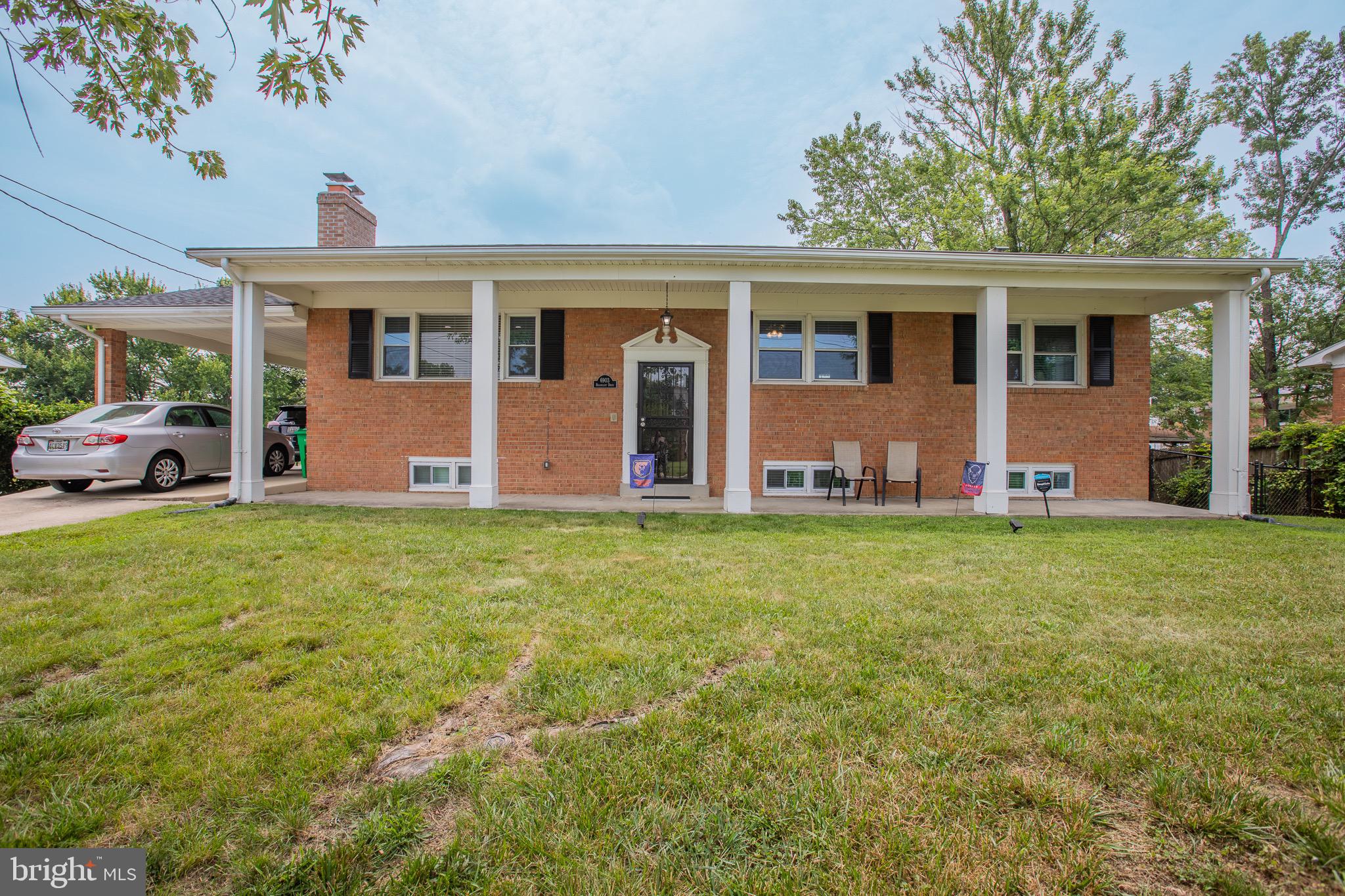 CLINTON - Residential Lease