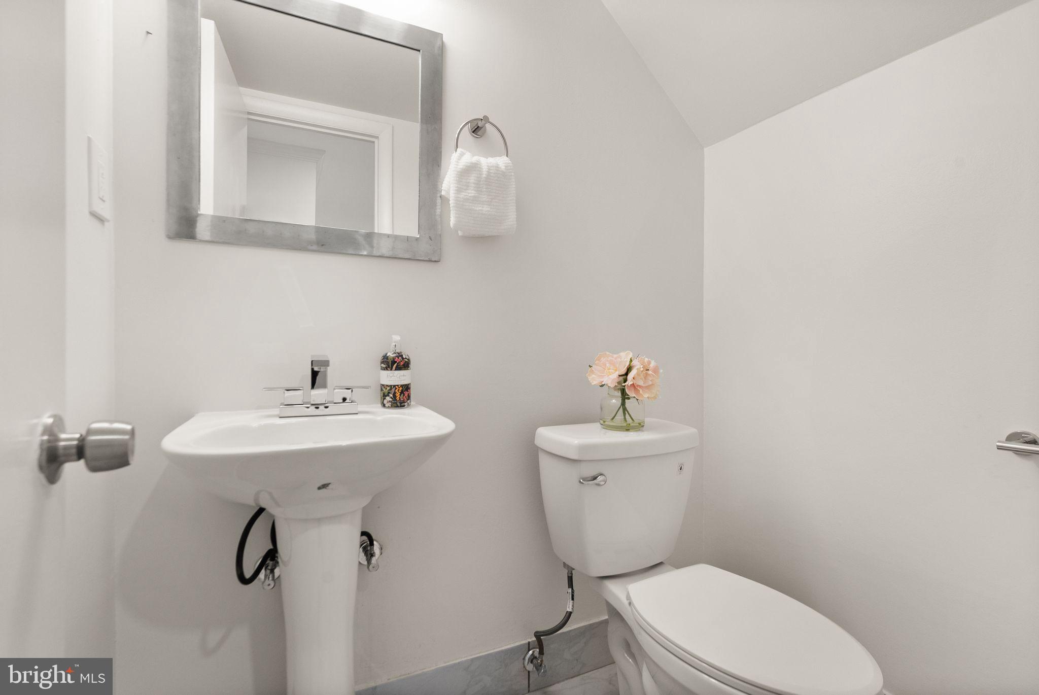 MC LEAN CHASE - Residential Lease