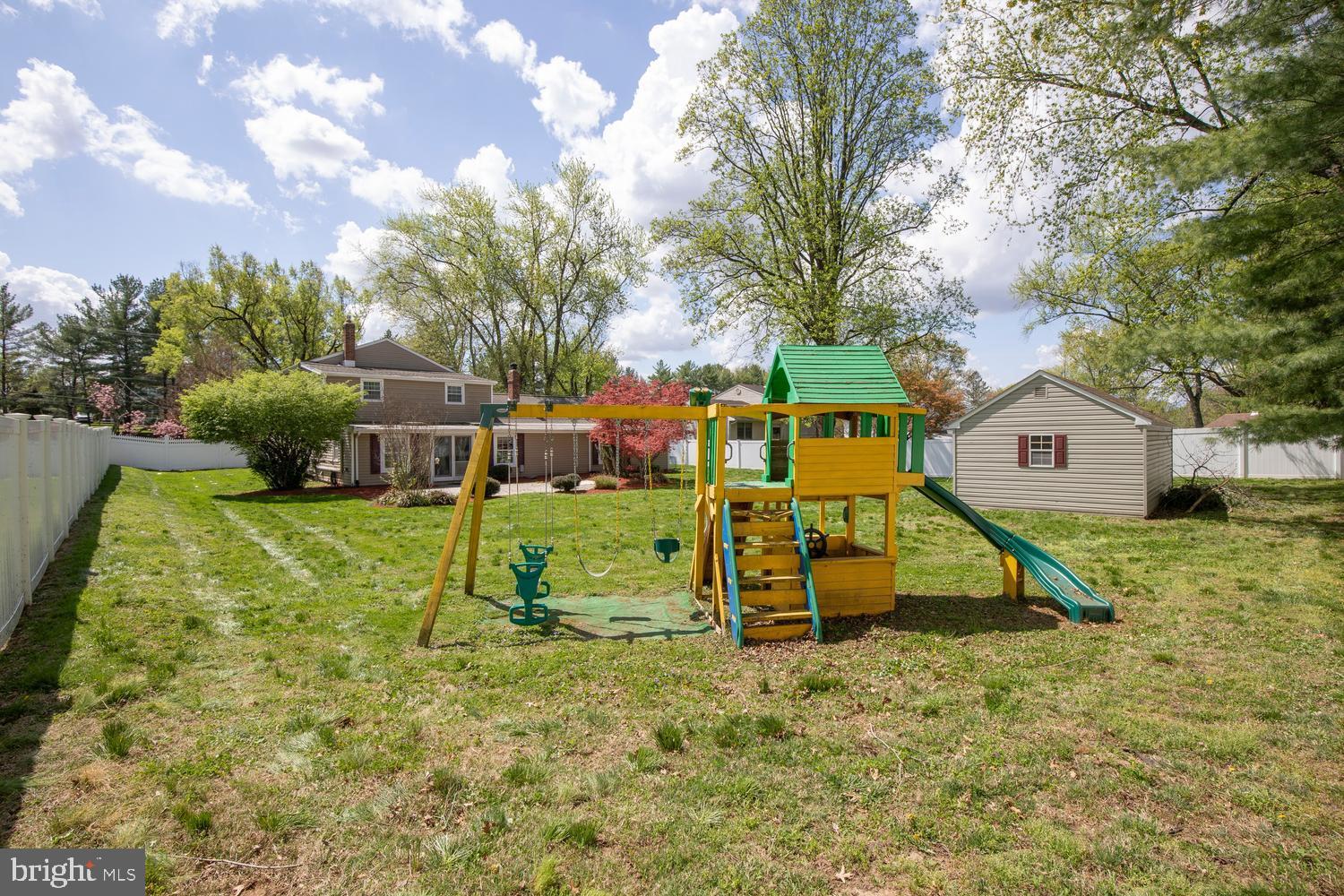 LONG LANE FARMS - Residential