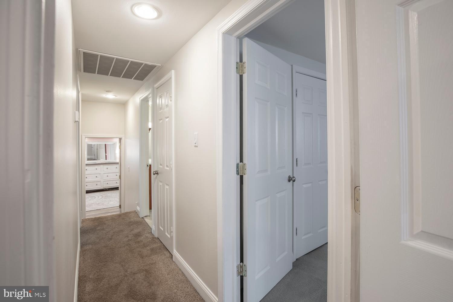 LONG LANE FARMS - Residential