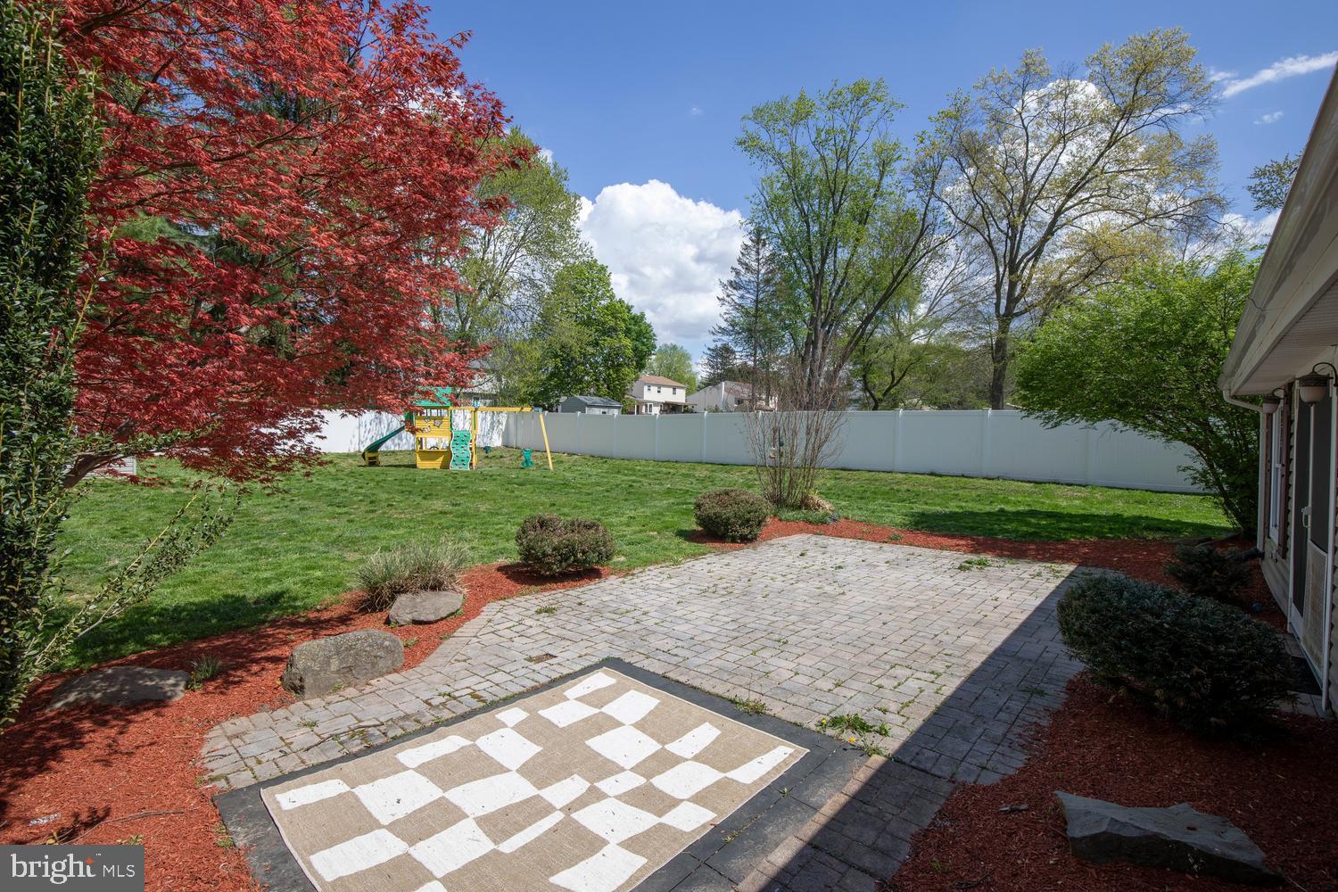 LONG LANE FARMS - Residential