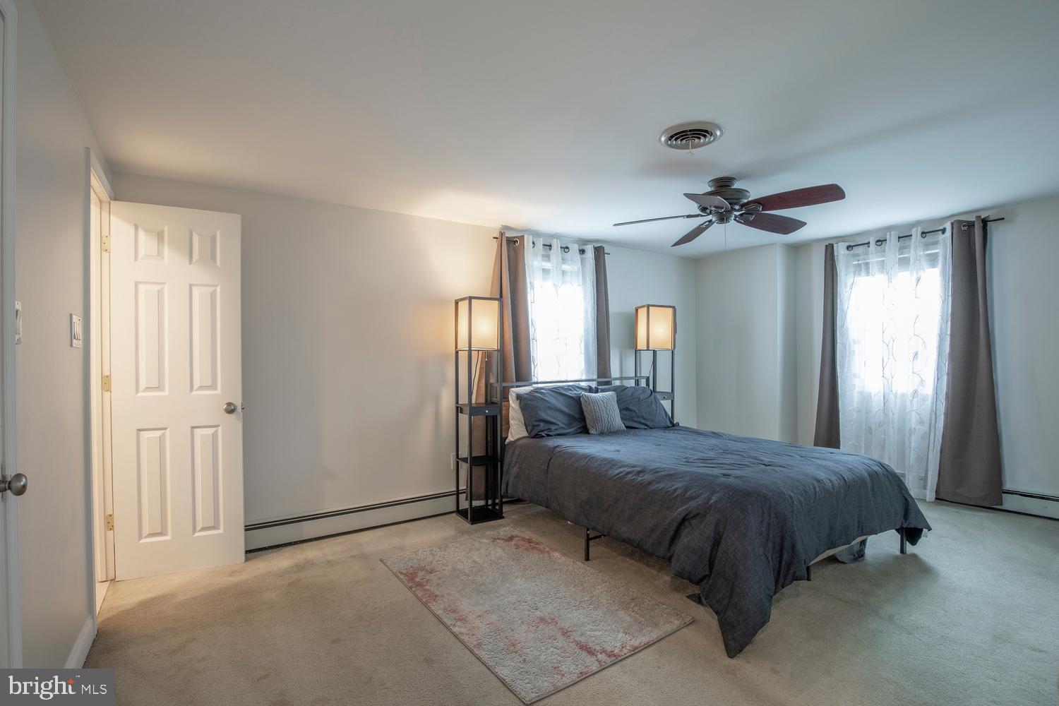 LONG LANE FARMS - Residential