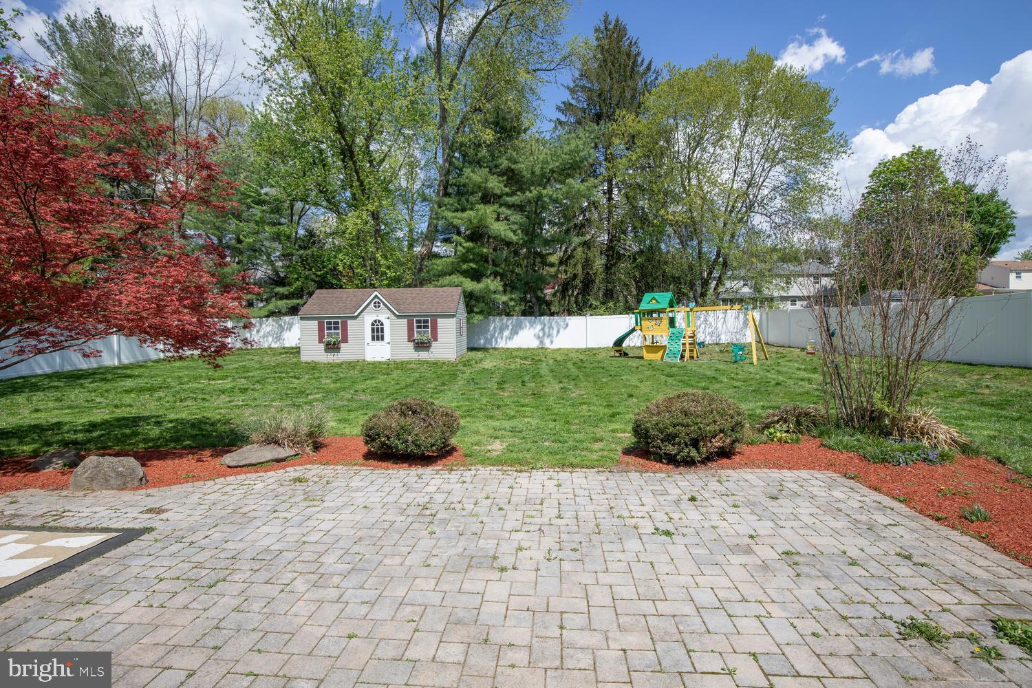 LONG LANE FARMS - Residential