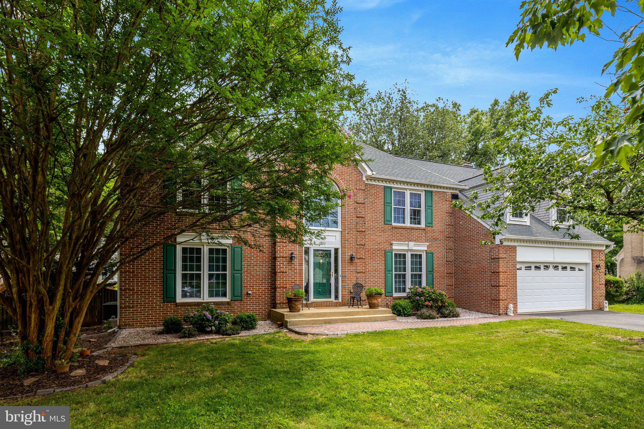 1501 SNOWFLAKE COURT