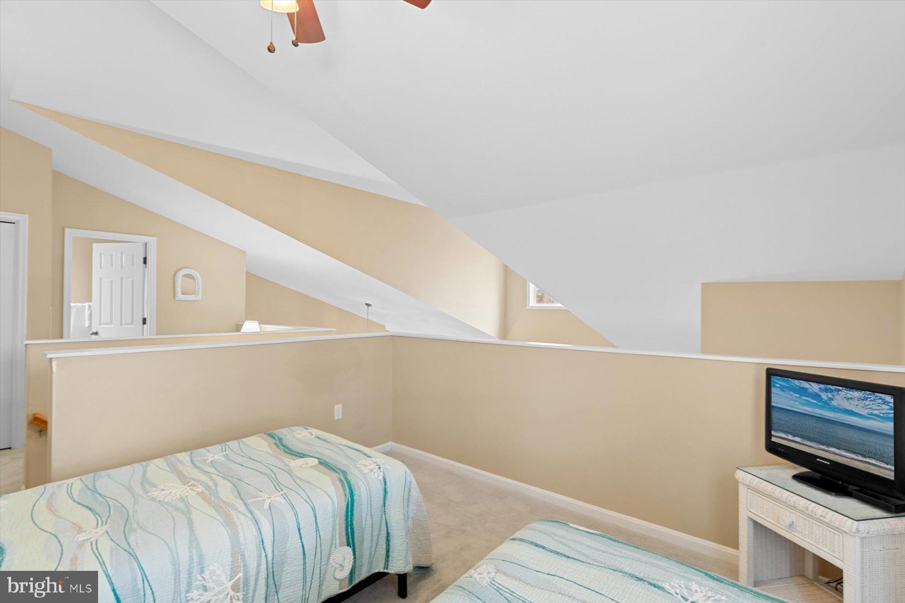 SEA COLONY WEST - Residential