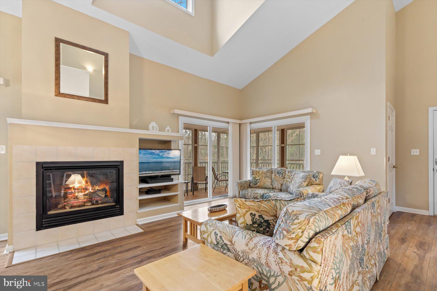 39203 PINE LAKE DRIVE 55049