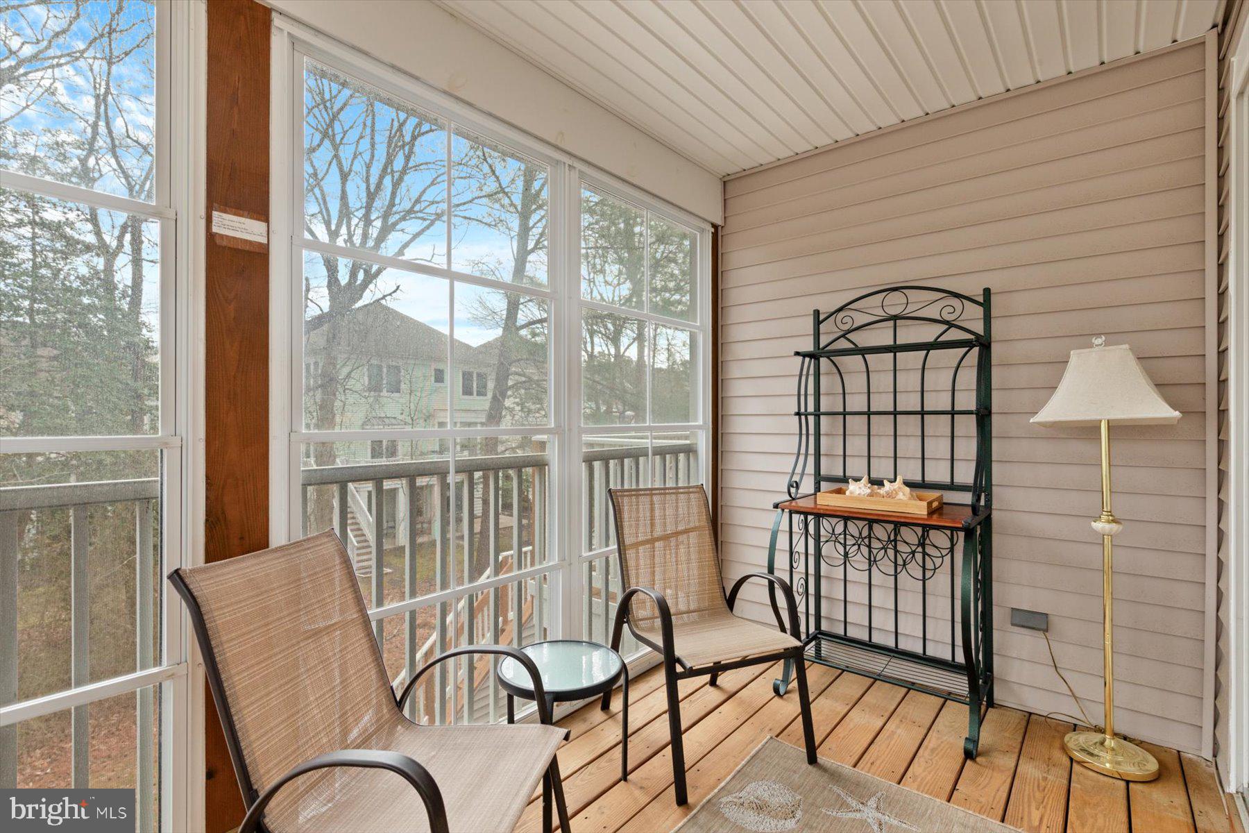 SEA COLONY WEST - Residential