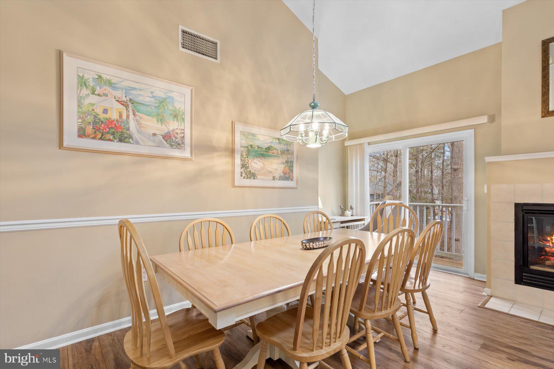 SEA COLONY WEST - Residential