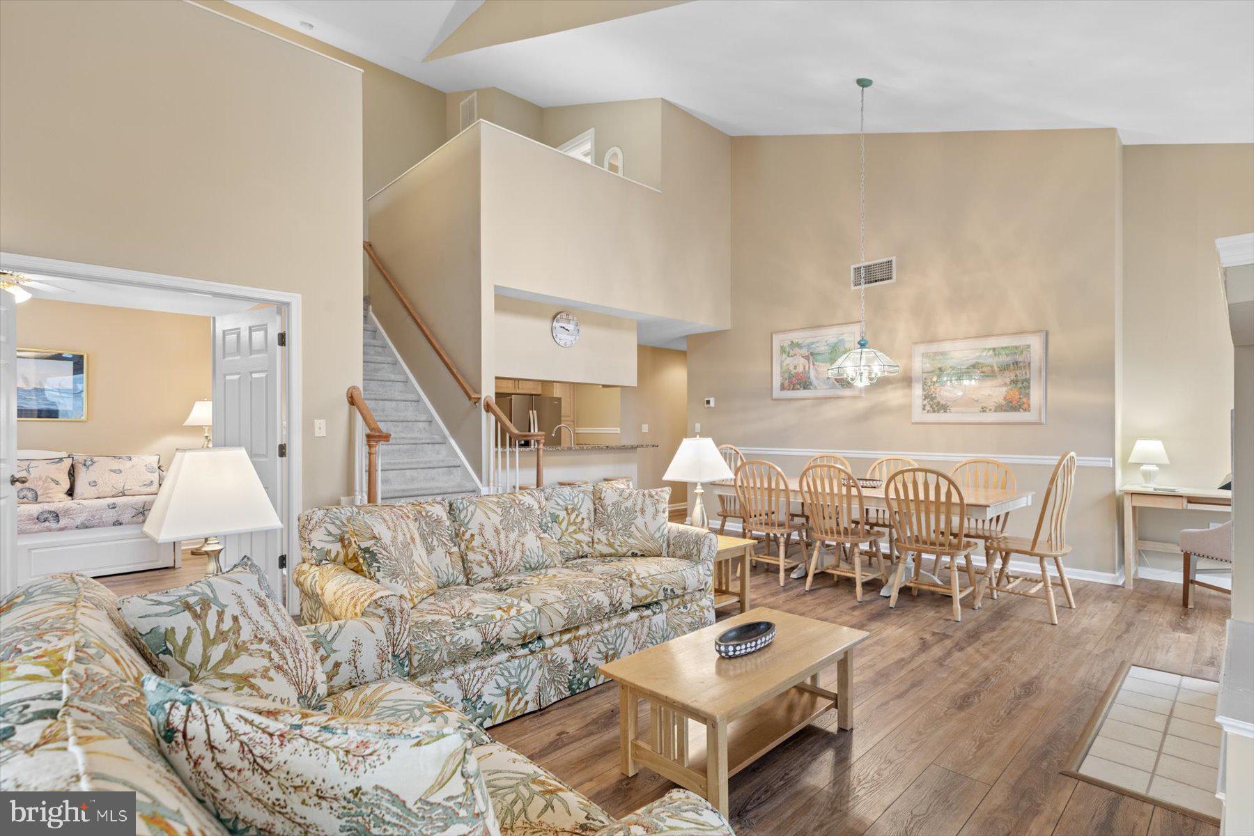 39203 PINE LAKE DRIVE 55049