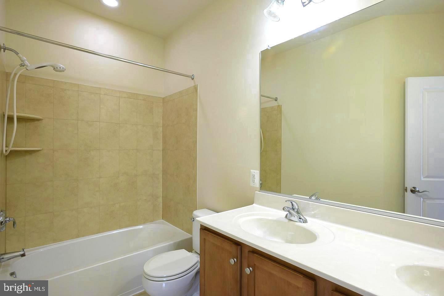 SHIPLEYS GRANT - Residential Lease