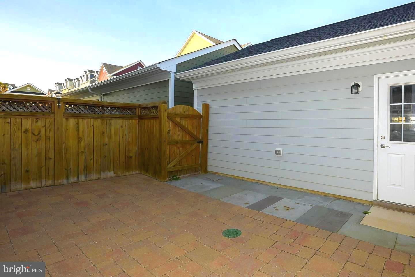 SHIPLEYS GRANT - Residential Lease