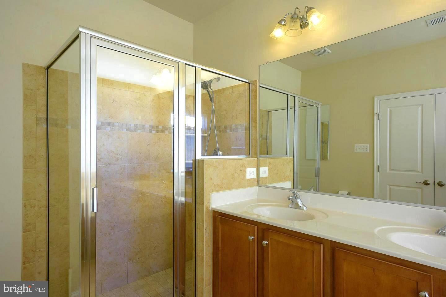 SHIPLEYS GRANT - Residential Lease