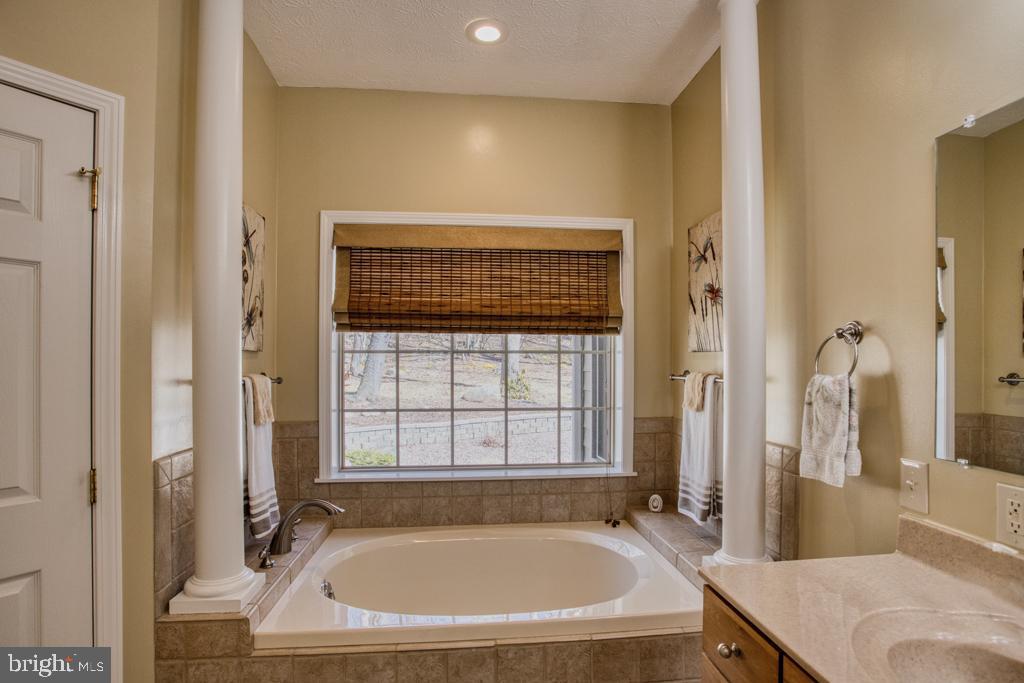 ALPINE LAKE  RESORT - Residential