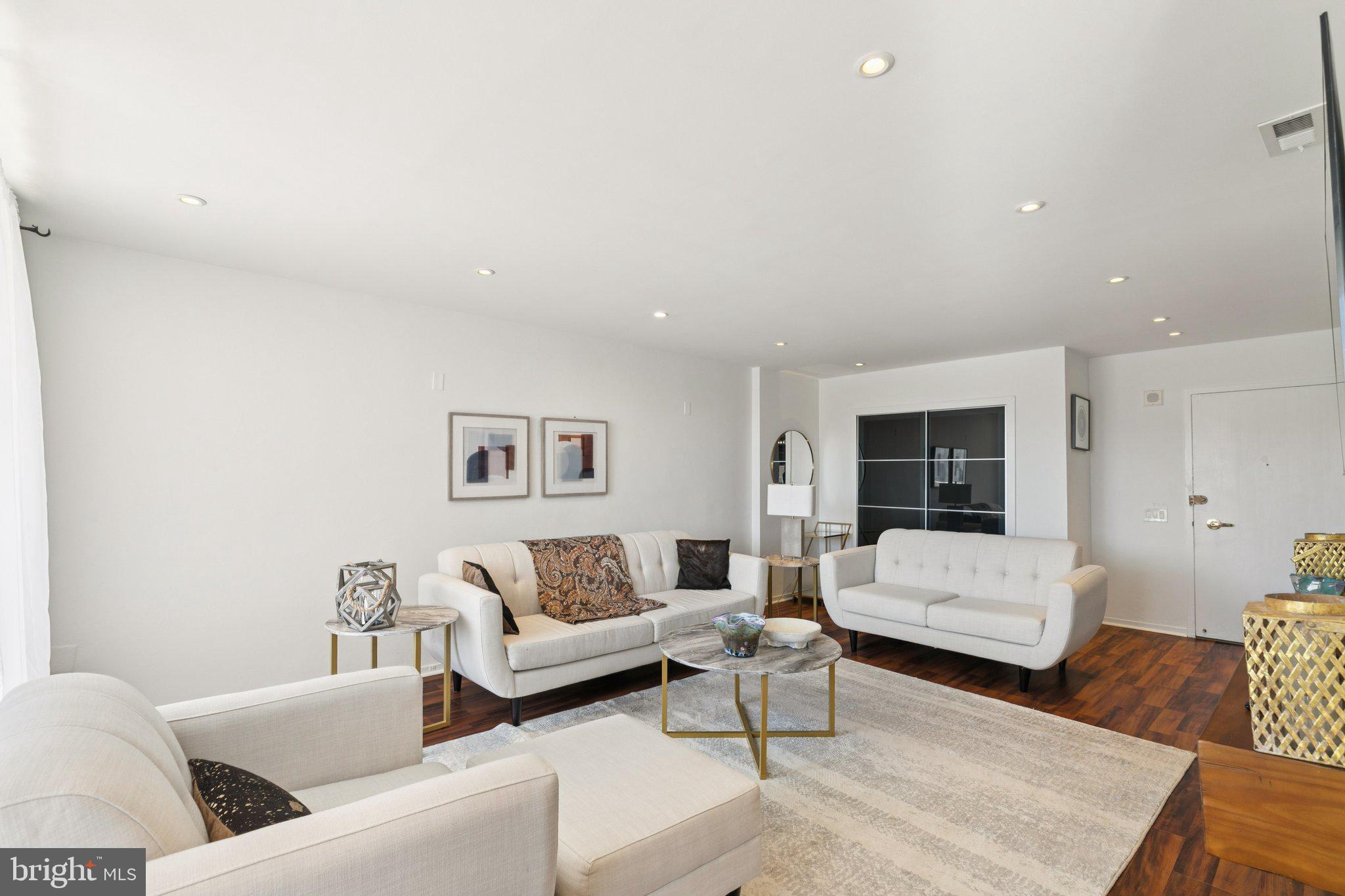 191 PRESIDENTIAL BOULEVARD R-724