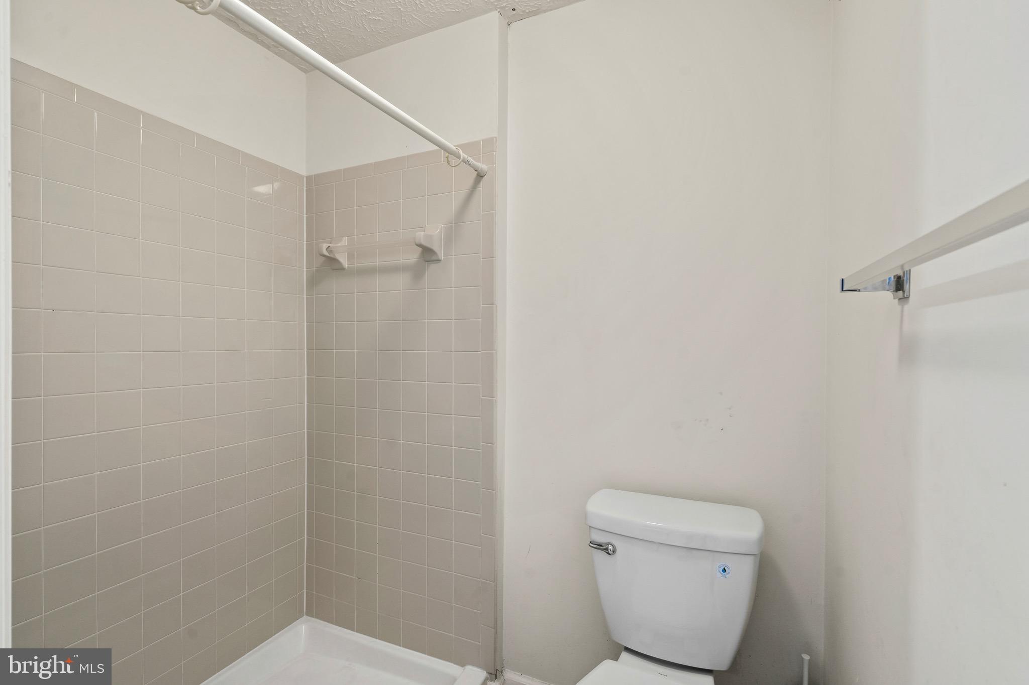 POTOMAC FAIRWAYS - Residential