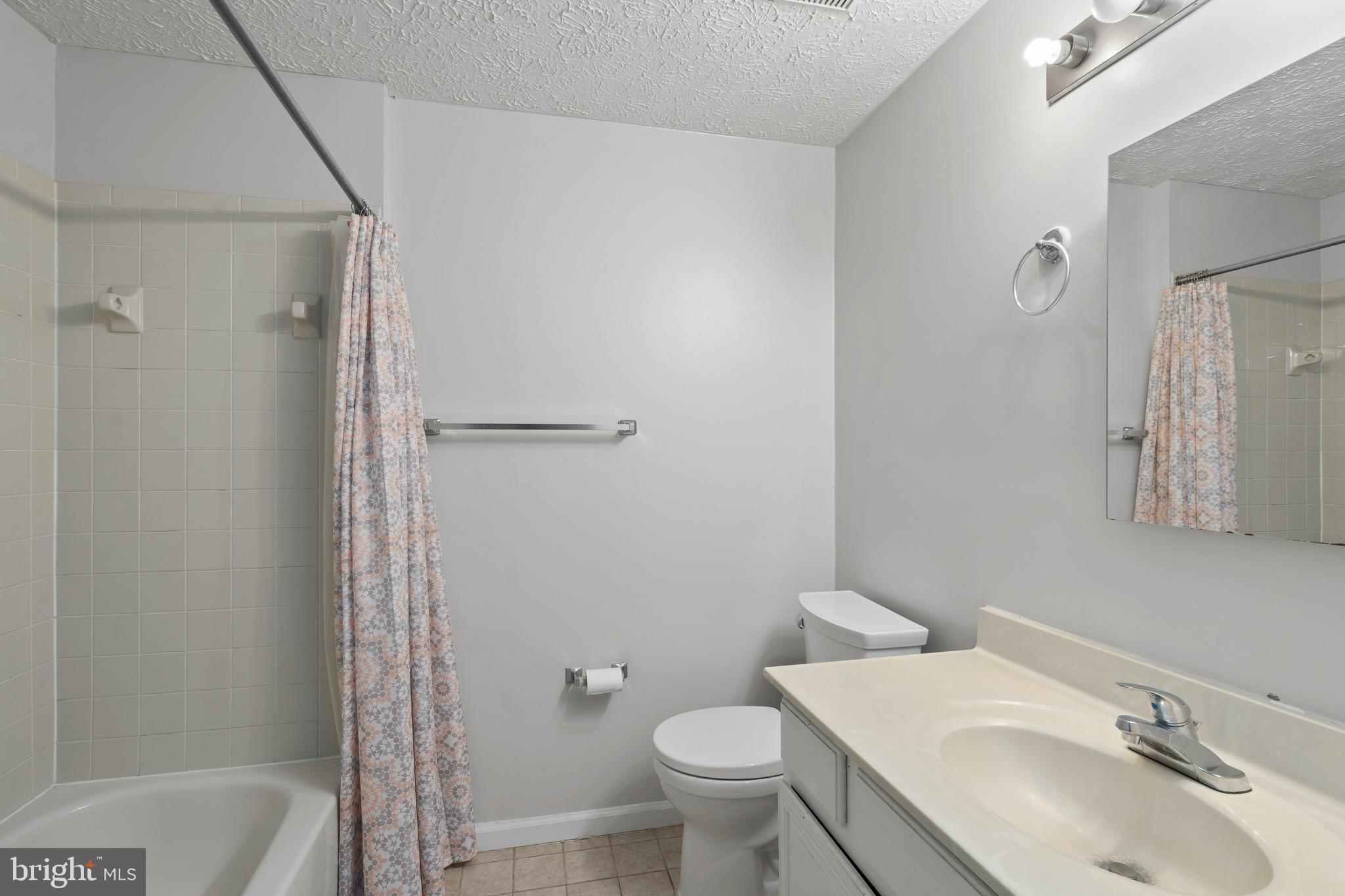 POTOMAC FAIRWAYS - Residential