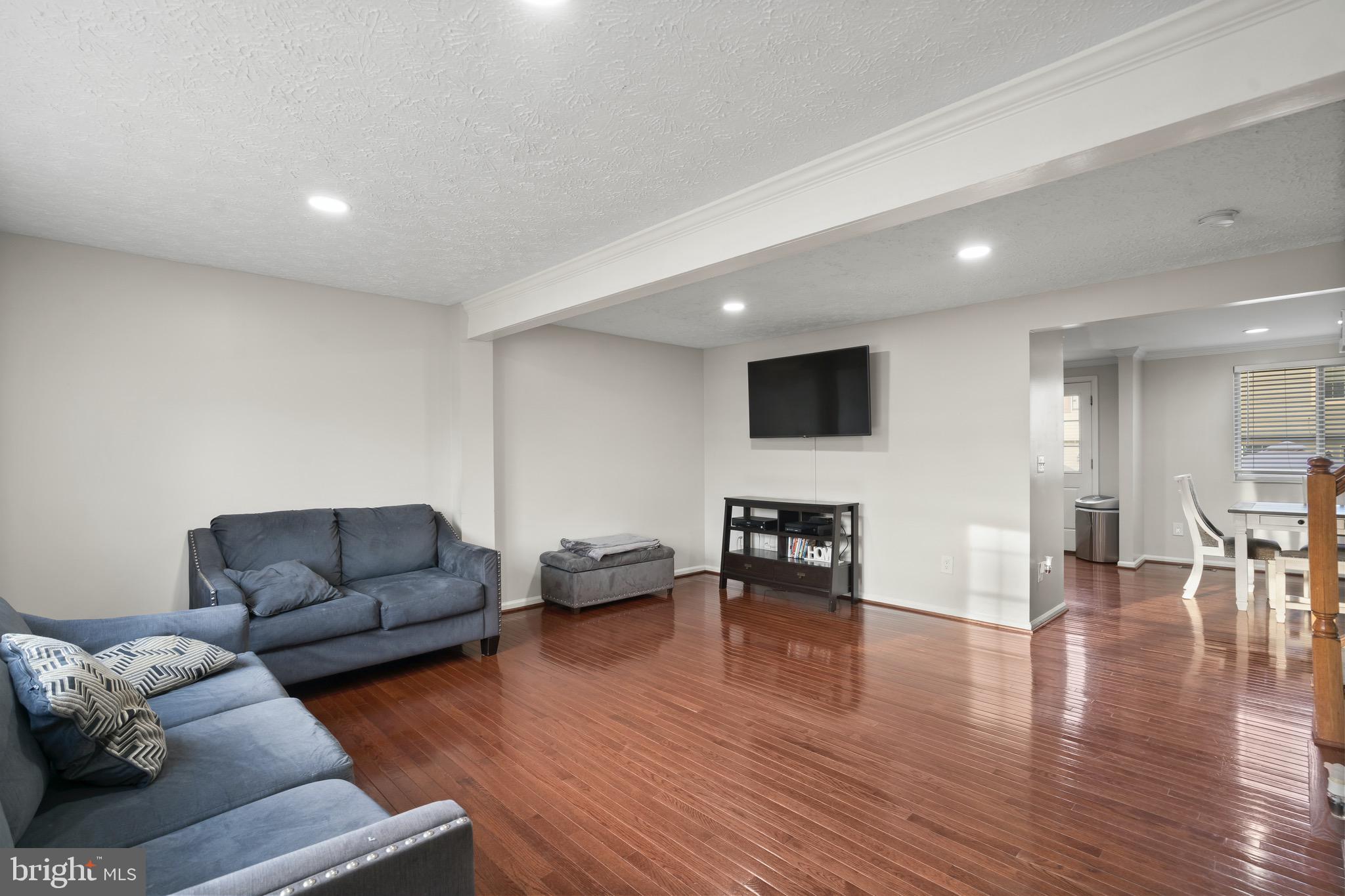 POTOMAC FAIRWAYS - Residential